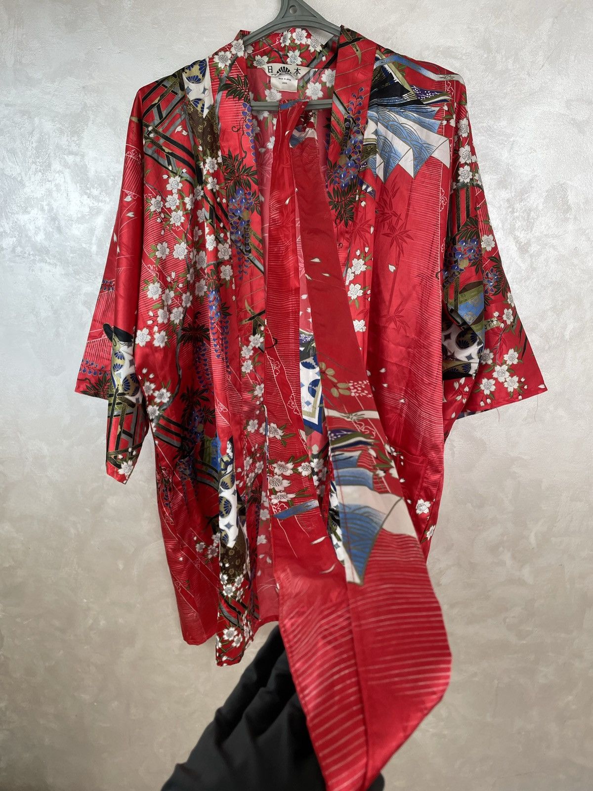 Japanese Brand Rare Red Kimono Robe Made in Japan – Floral & Samurai Design Size M / US 6-8 / IT 42-44 - 12 Thumbnail