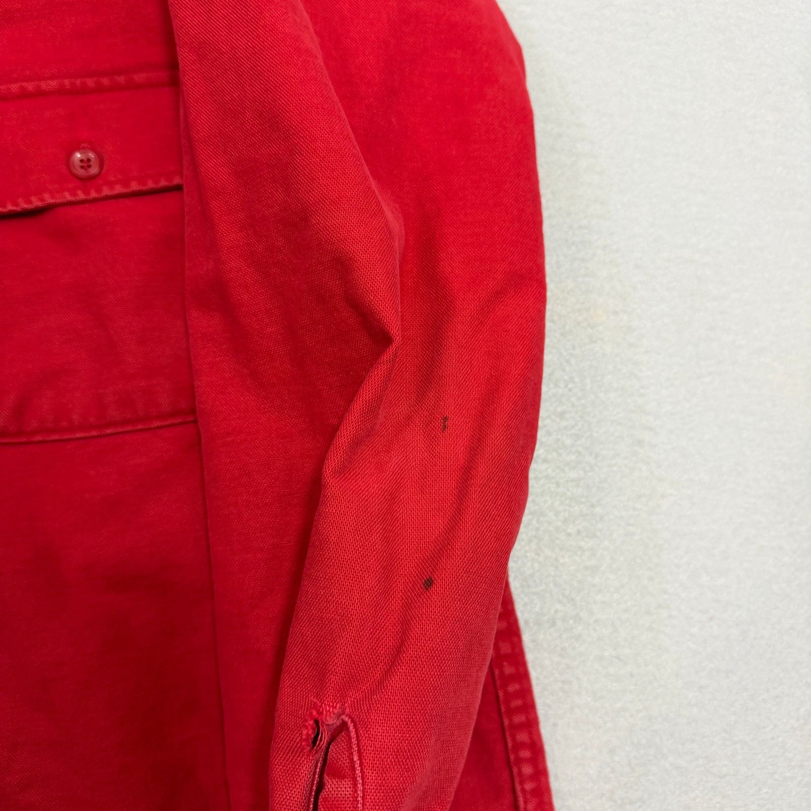 Vintage Vintage Woolrich Chamois Button Up Shirt Men's Large Red Size US L / EU 52-54 / 3 - 5 Thumbnail