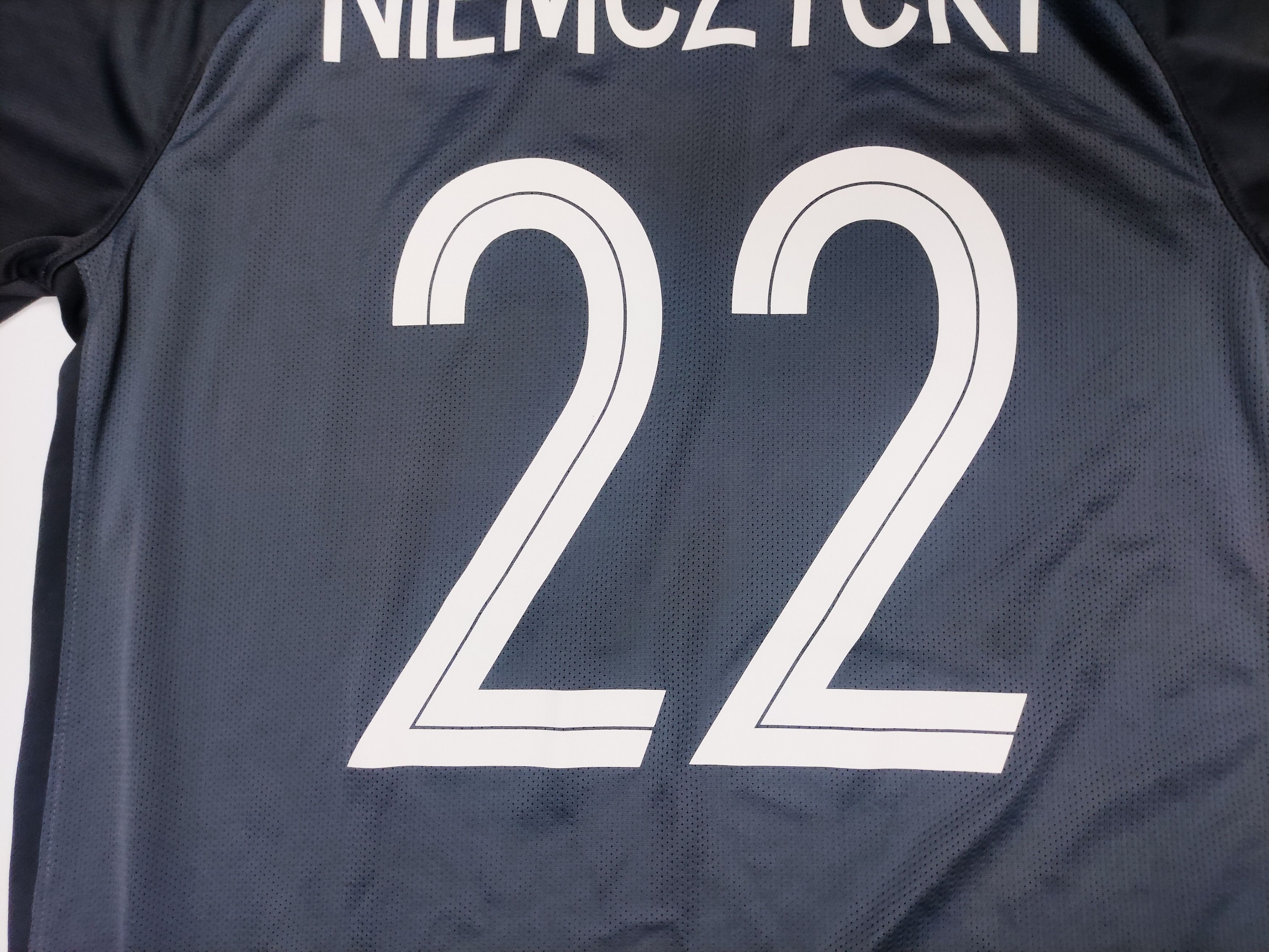 Nike Niemczycki #22 Puszcza Niepolomice 2019 2020 Nike GK Shirt Size US L / EU 52-54 / 3 - 8 Thumbnail