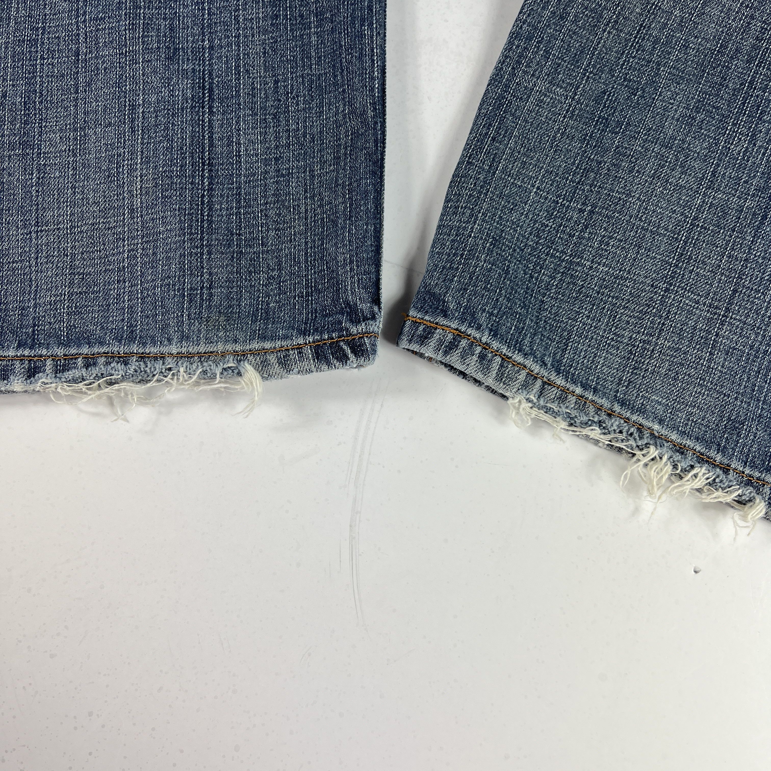 Levi's Y2K Levi's Jeans 559 Relaxed Straight Blue Thrashed Denim Size US 34 / EU 50 - 20 Thumbnail