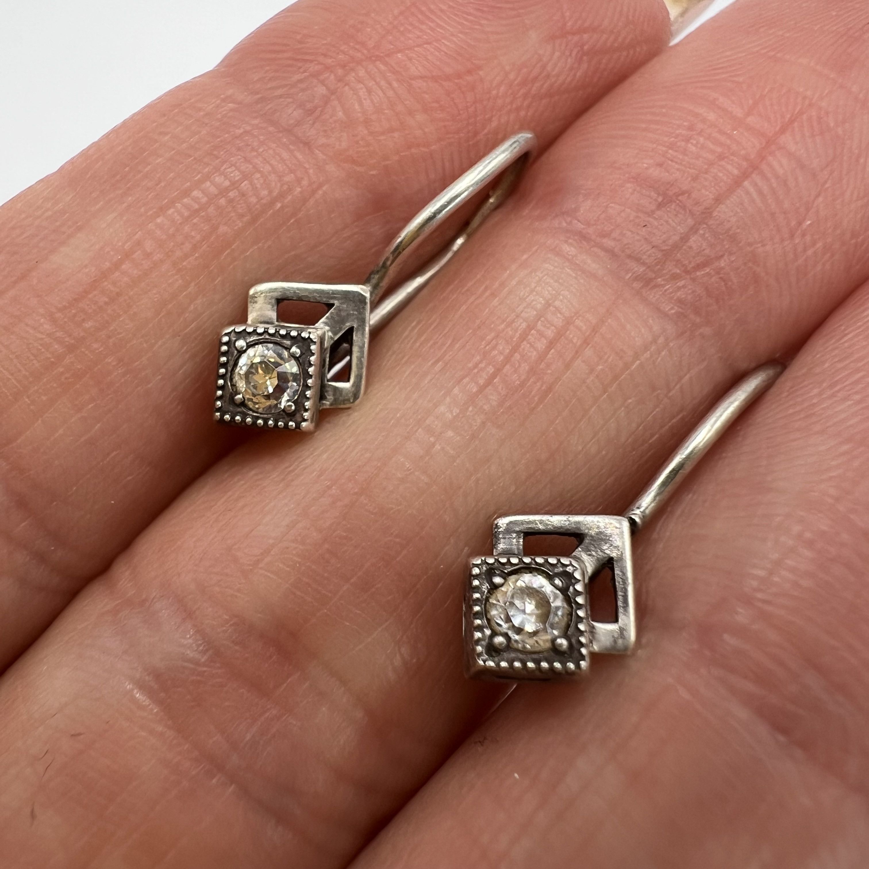 Sterling Silver Vintage Pair Of Stud Earrings Sterling Silver 925 Size ONE SIZE - 1 Thumbnail