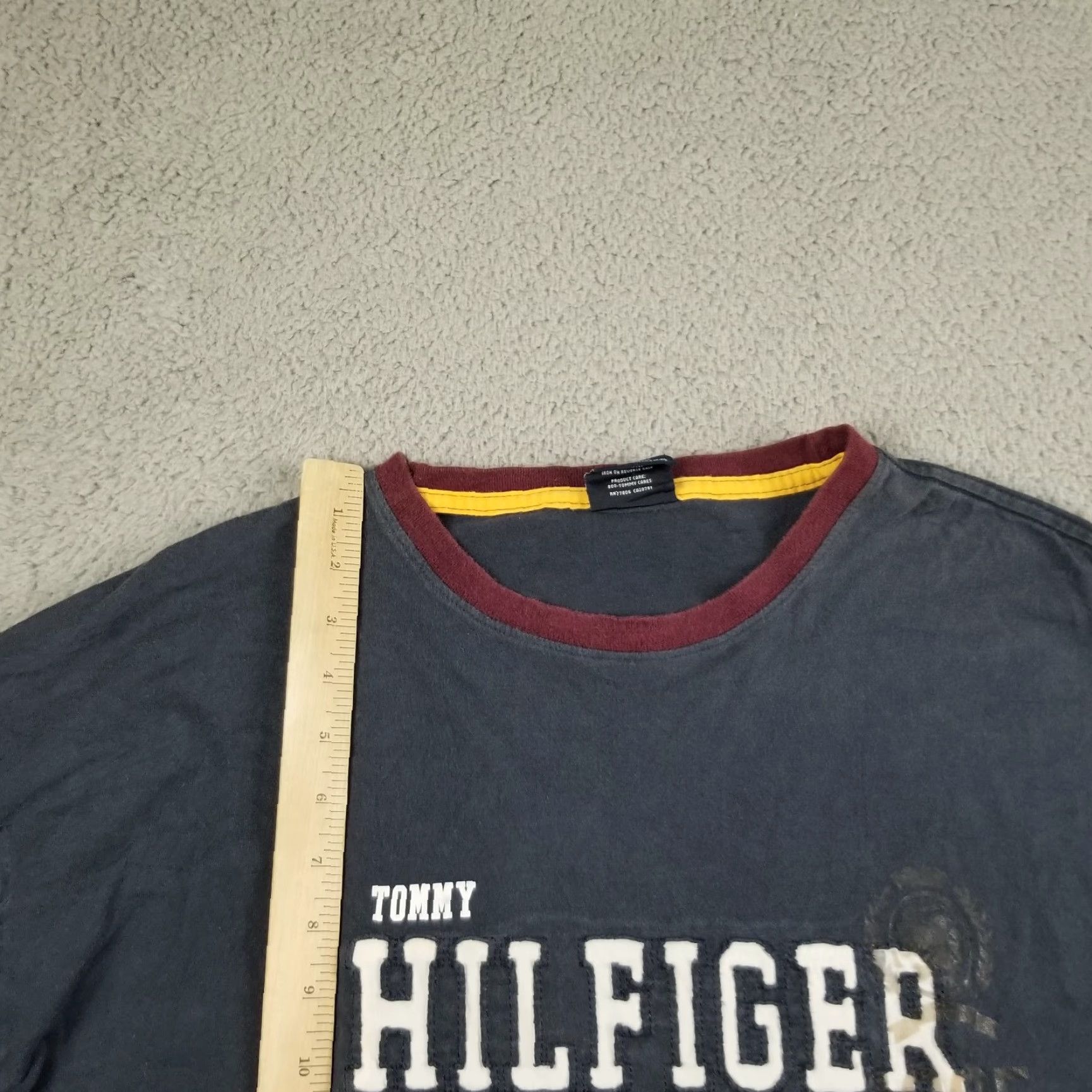 Tommy Hilfiger VINTAGE Tommy Hilfiger T-Shirt Mens XXL Blue Long Sleeve 90s Cotton Knit Fashion Size US XXL / EU 58 / 5 - 4 Thumbnail