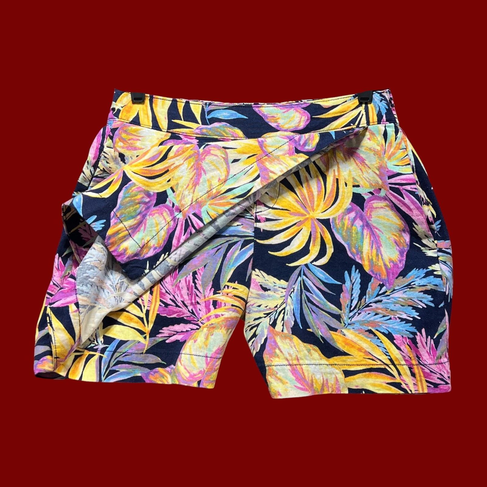 Other St. John's Bay - Women's Mid-Rise Skort - Floral - 4 Size 27" / US 4 / IT 40 - 2 Thumbnail