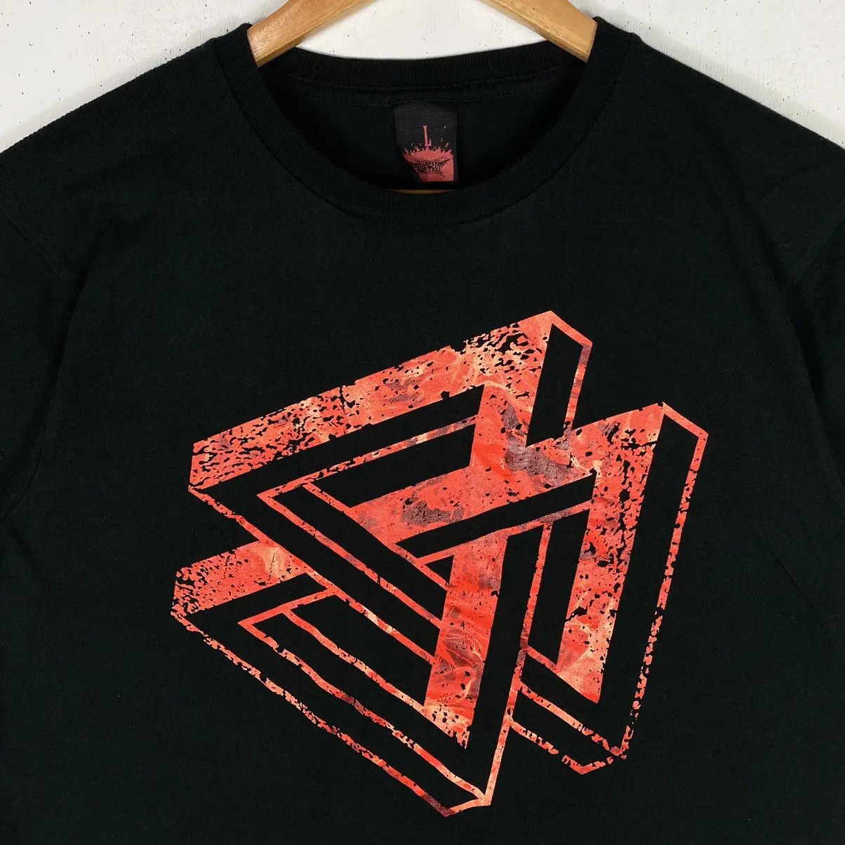 Band Tees BABYMETAL BIG FOX FESTIVAL IN JAPAN TOUR 2017 TEE Size US L / EU 52-54 / 3 - 3 Thumbnail