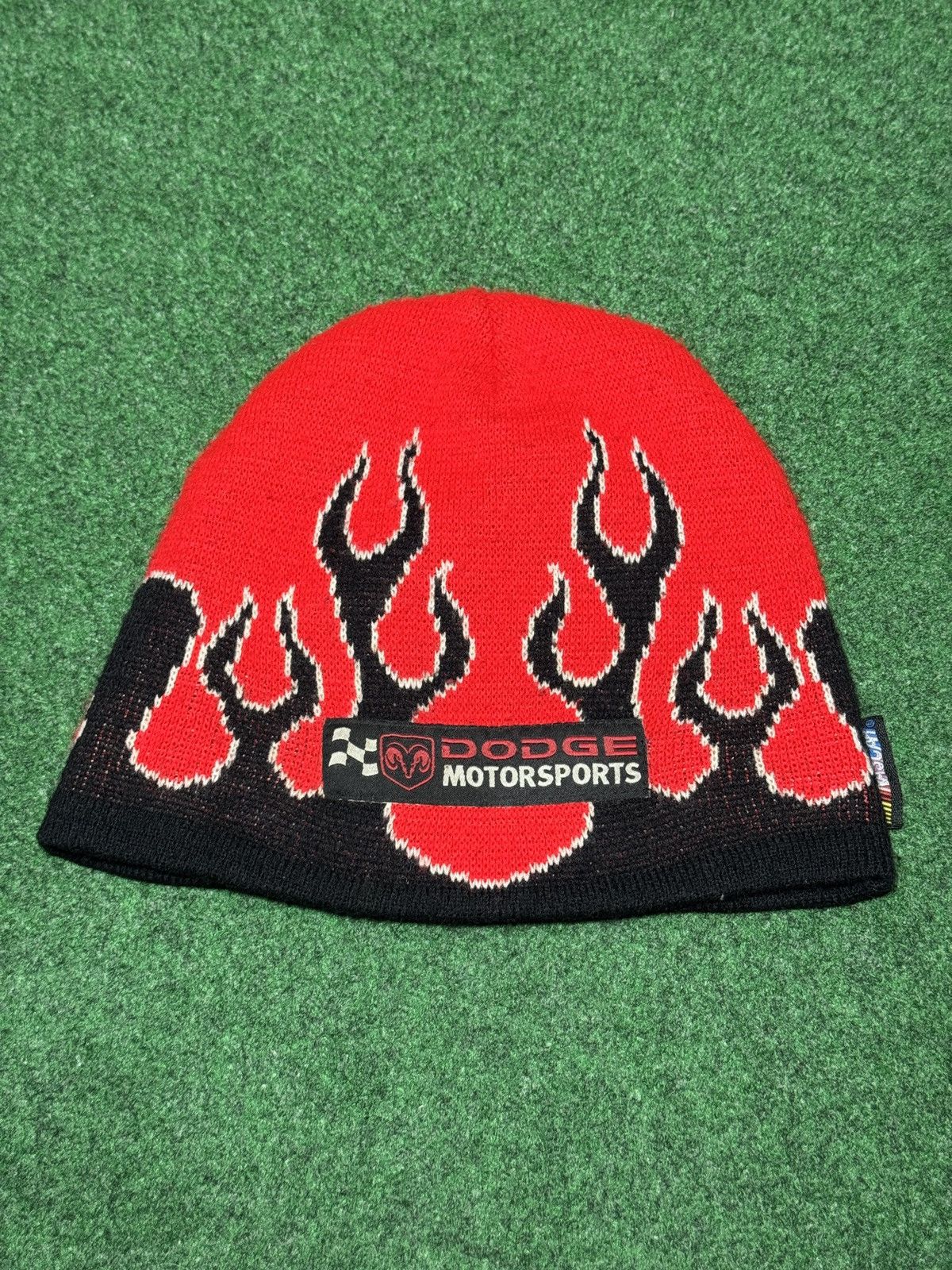 Vintage Vintage Dodge NASCAR 90s Y2K Flames Skull Cap Beanie Size ONE SIZE - 1 Thumbnail