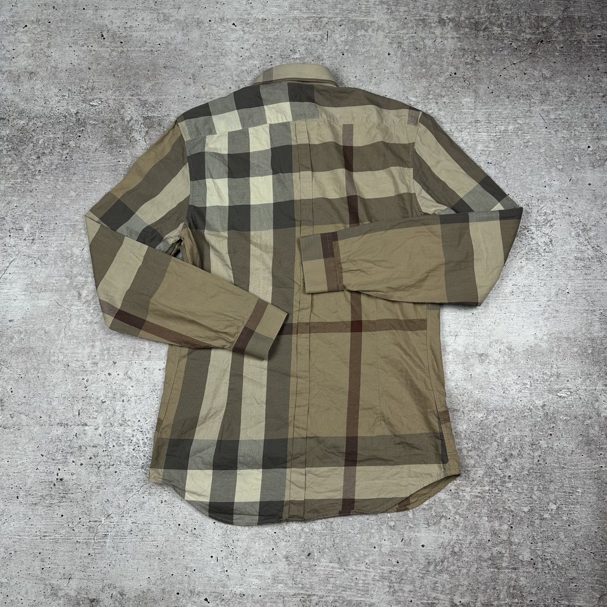 Burberry Burberry London Nova Check Full Patterned Button Up Shirt Size US M / EU 48-50 / 2 - 10 Thumbnail