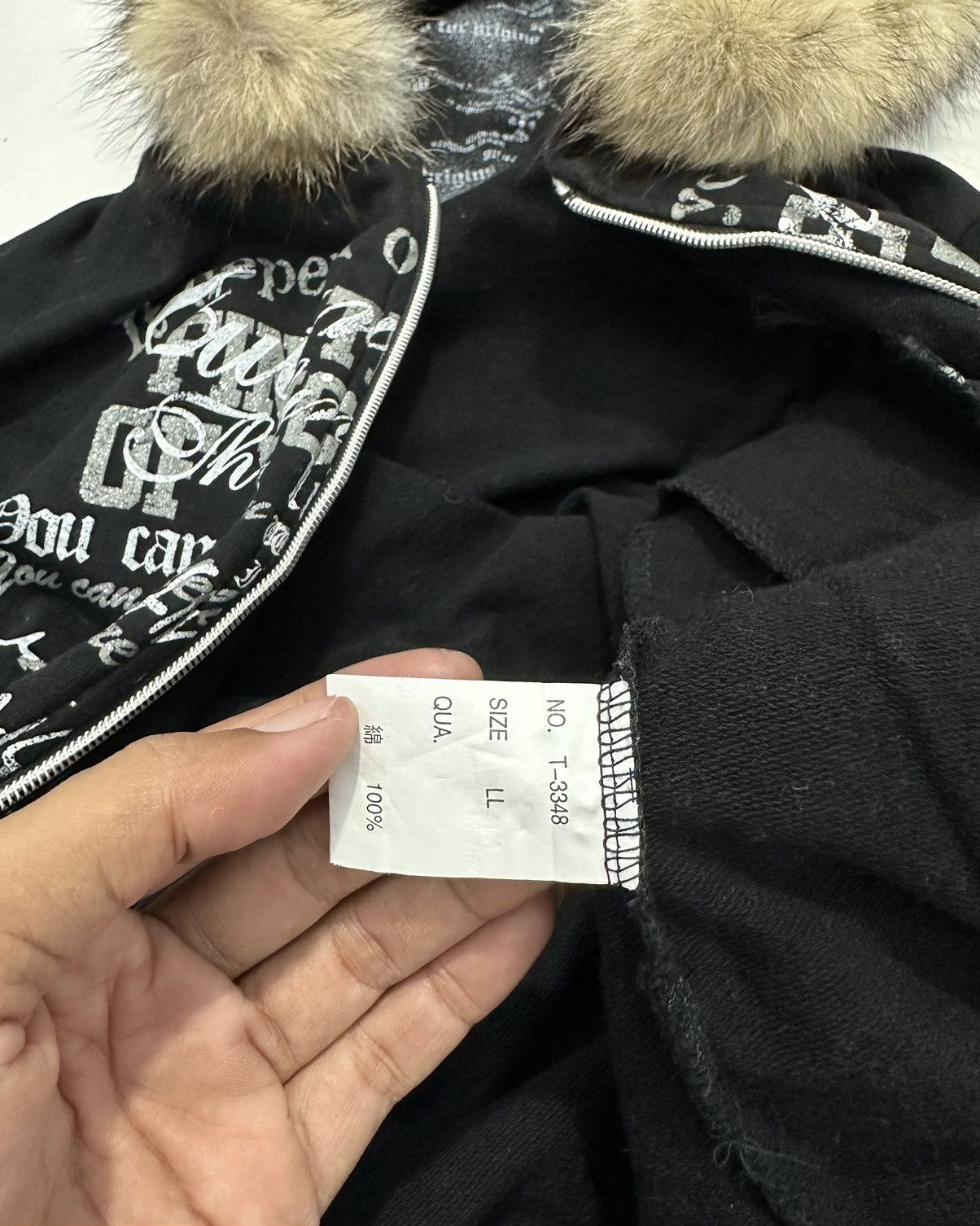 Beauty Beast Fur Hoodie Collins Skull Poem Ifsixwasnine Lgb Style Size US L / EU 52-54 / 3 - 6 Thumbnail