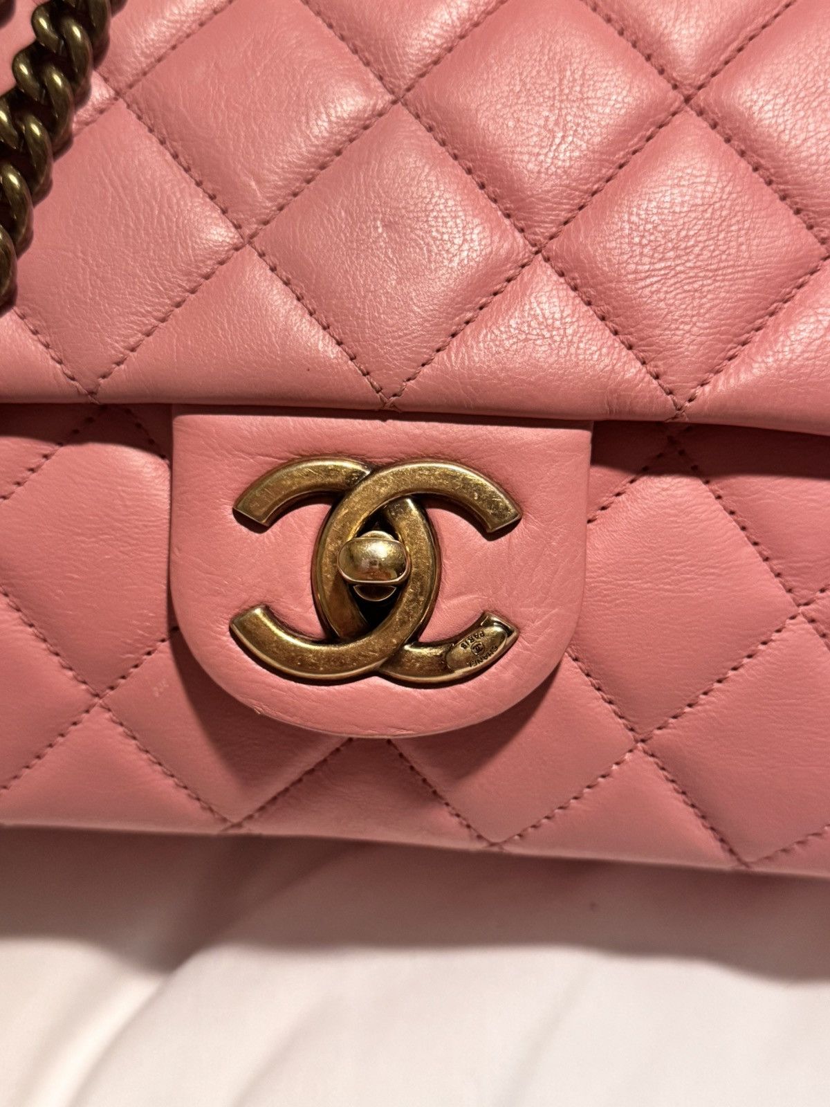 Chanel Chanel Pink Calfskin Leather Zipped Back Pocket Flap Bag Size ONE SIZE - 2 Thumbnail