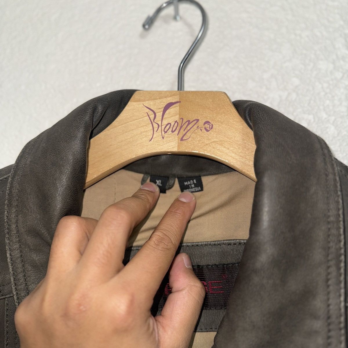 Vintage Vintage Brownish Gray Leather Patina Flight / Bomber Jacket Size US XL / EU 56 / 4 - 3 Thumbnail