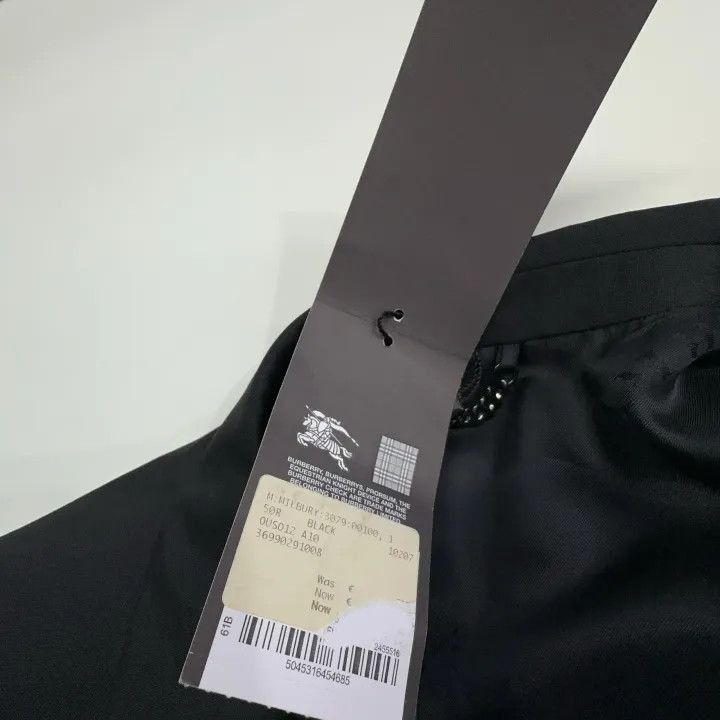 Burberry Burberry Slim Fit Solid V-Neck Blazer-2507