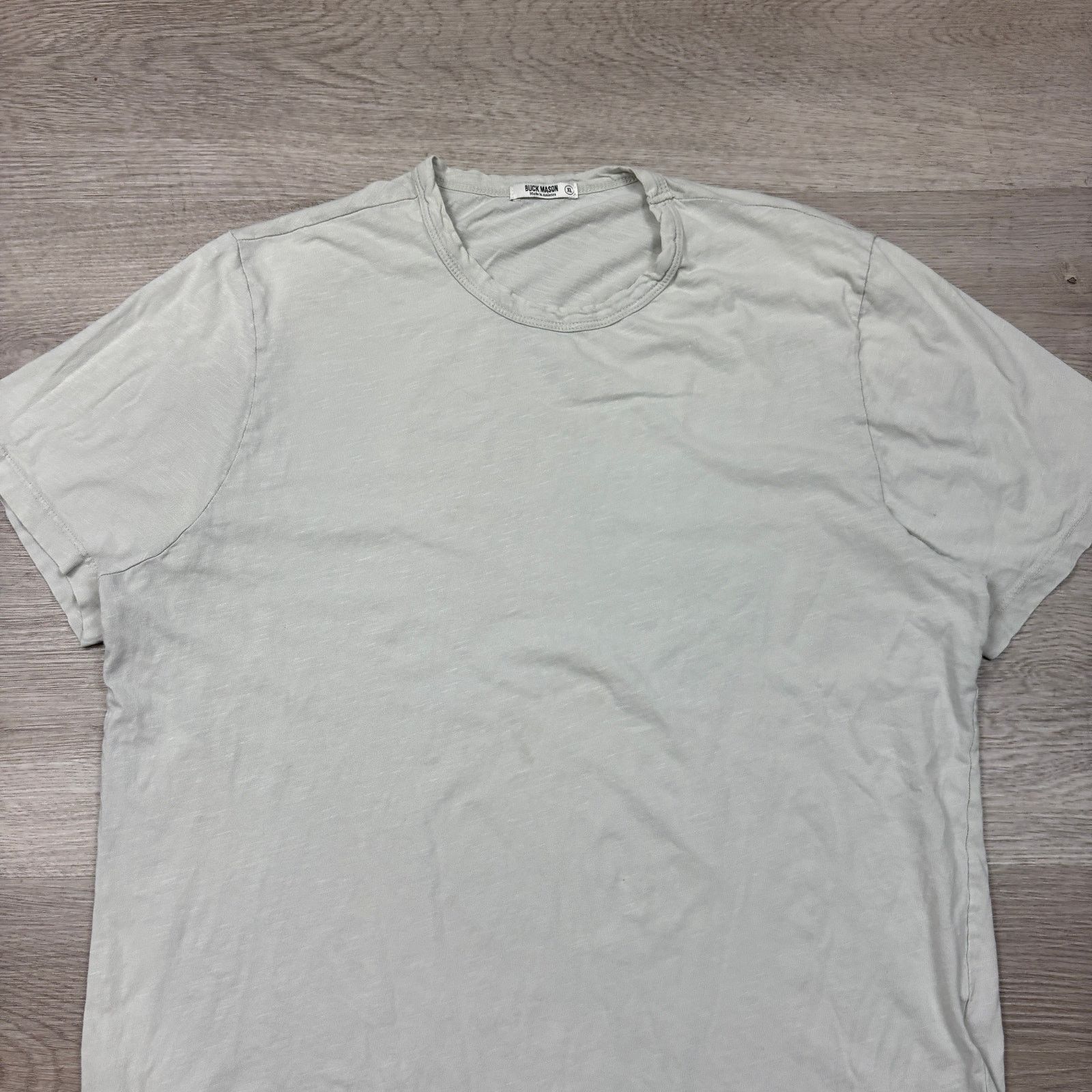 Buck Mason Buck Mason Curved Hem Slub Cotton Short Sleeve Shirt Men's M Size US XL / EU 56 / 4 - 2 Thumbnail