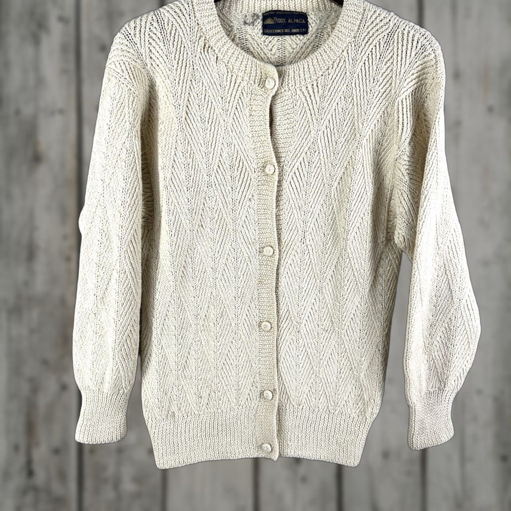 Vintage VINTAGE Hand-Knit 100% Alpaca Sweater Ivory Womens Medium Pullover Crew Neck Long Sleeve Boho Classic Size M / US 6-8 / IT 42-44 - 1 Thumbnail