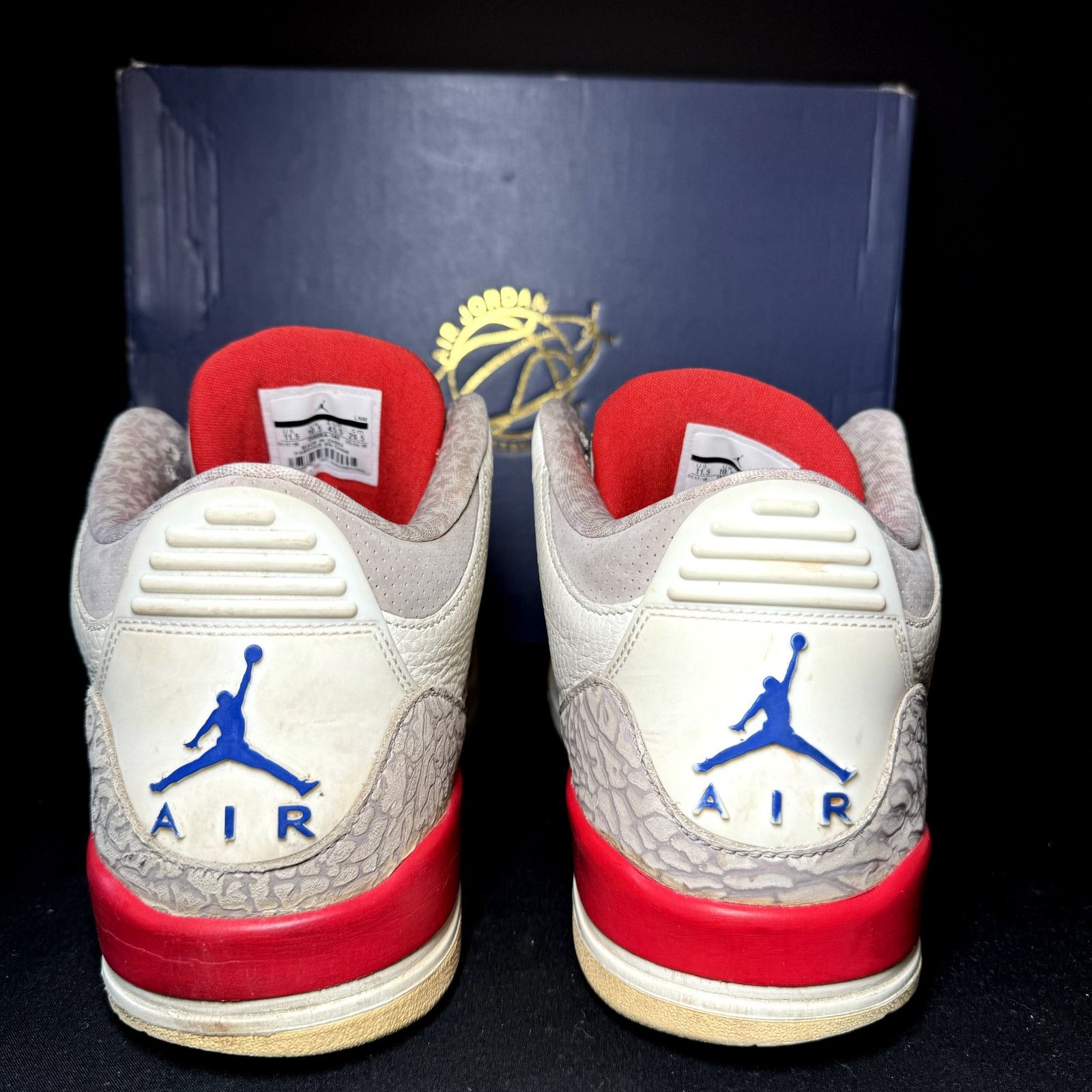 Jordan Brand × Nike Size 11.5 - Nike Air Jordan 3 Retro International Flight Size US 11.5 / EU 44-45 - 5 Thumbnail
