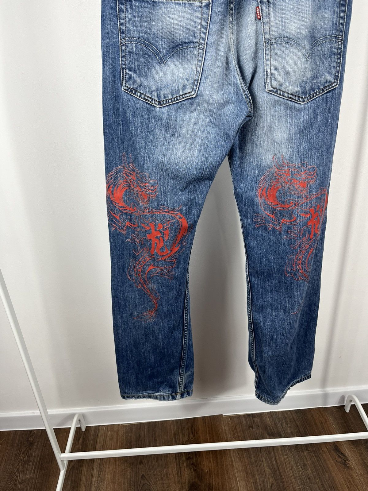 Levi's Levi’s 506 Custom Dragon Print Jeans Red Graphic Rear Art Size US 32 / EU 48 - 3 Thumbnail