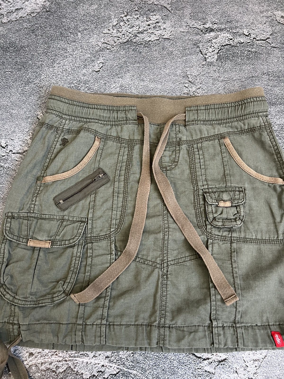 Vintage Vintage skirt multi pocket y2k Size 30" / US 8 / IT 44 - 2 Thumbnail