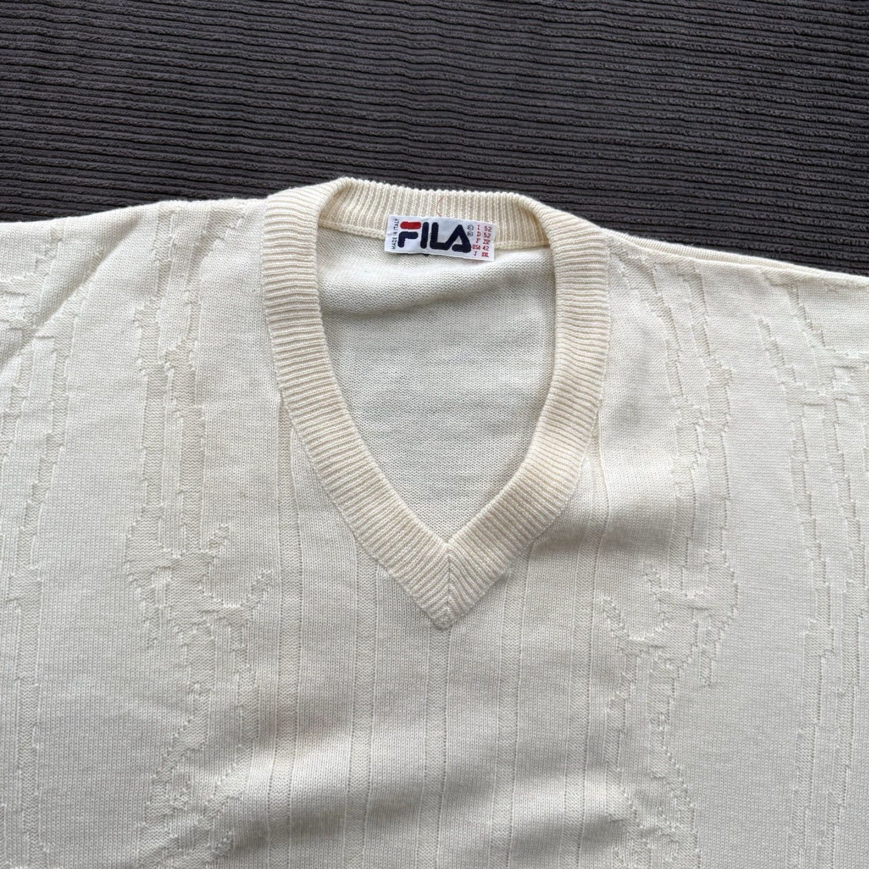 Fila VINTAGE FILA Sweater Men XL Ivory V-Neck Long Sleeve Preppy Tennis Outdoors Pullover Size US XL / EU 56 / 4 - 8 Thumbnail