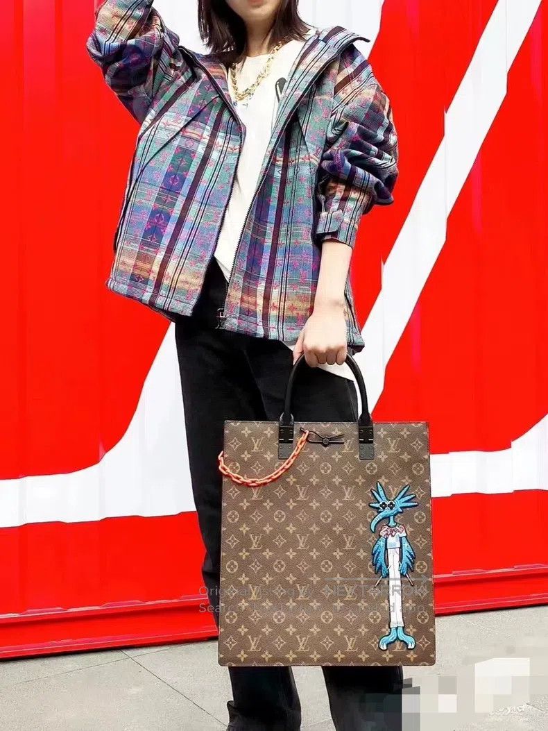 Louis Vuitton Louis Vuitton Plaid full print assault jacket Size US M / EU 48-50 / 2 - 2 Thumbnail