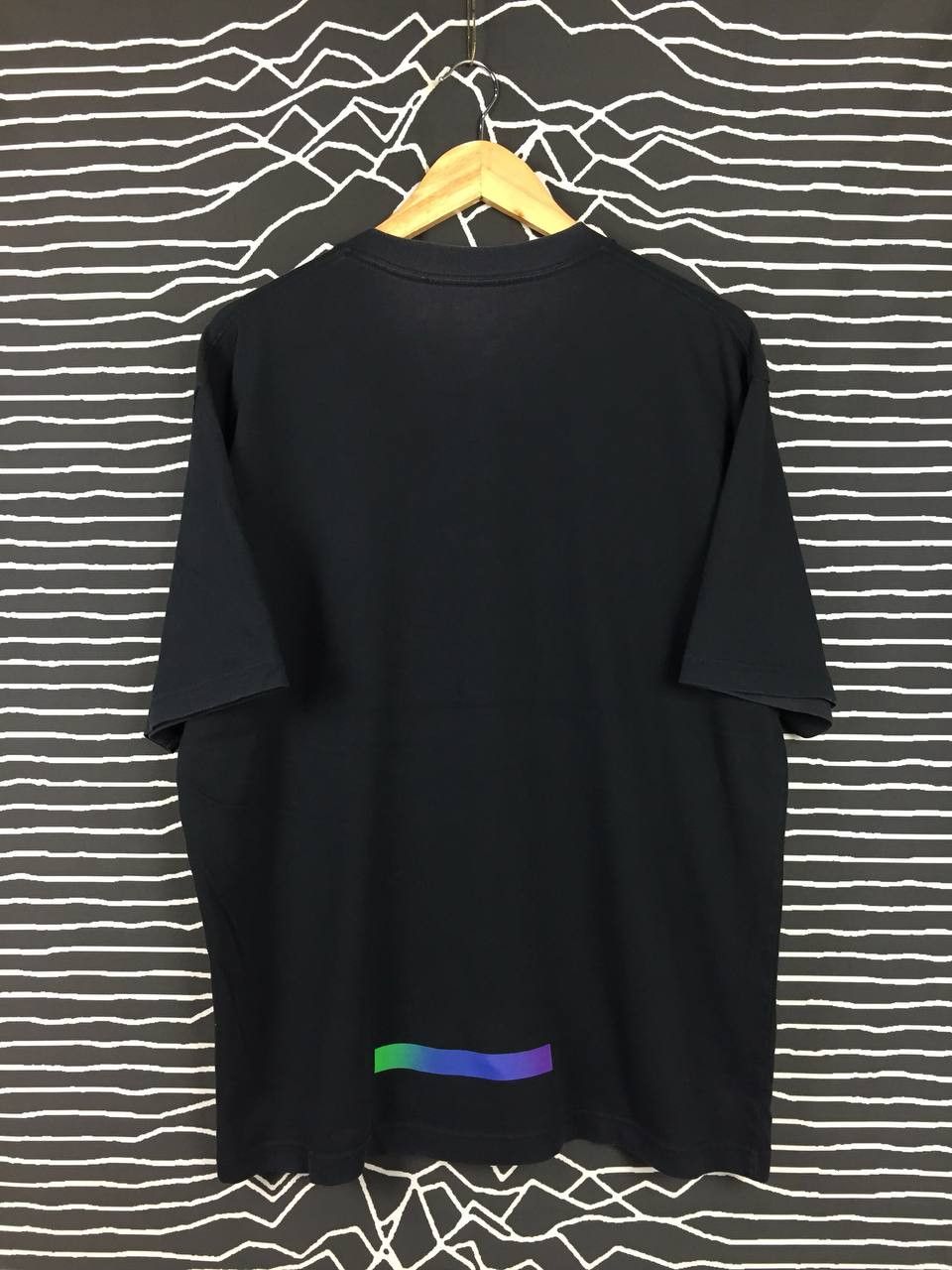 Band Tees Peter Saville And New Order Dream Attack Uniqlo Tee Size US L / EU 52-54 / 3 - 3 Thumbnail