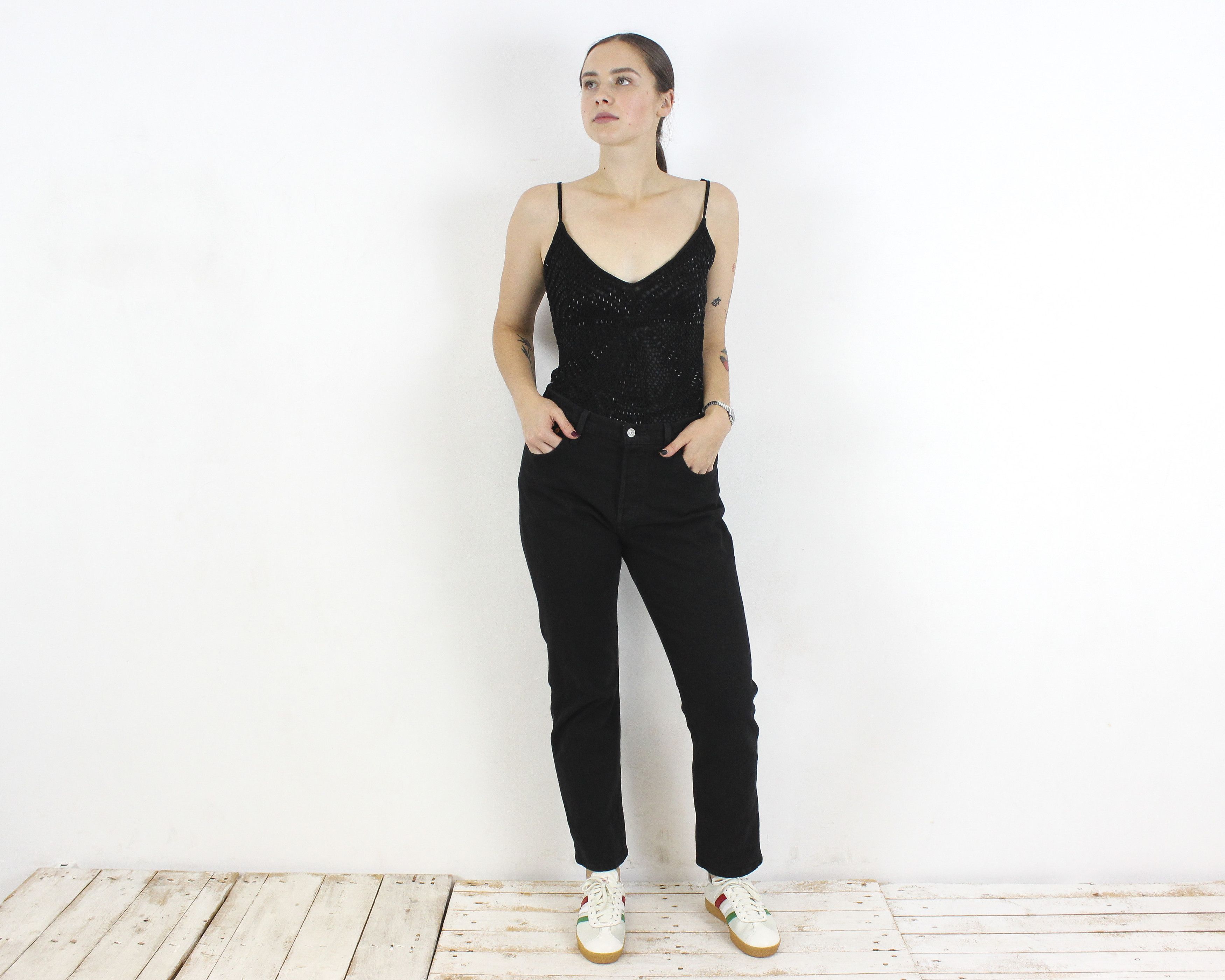 Vintage × s.Oliver Women L US 12 T-Shirt Black Strap Tee V-Neck Blouse Summer Size L / US 10 / IT 46 - 1 Thumbnail