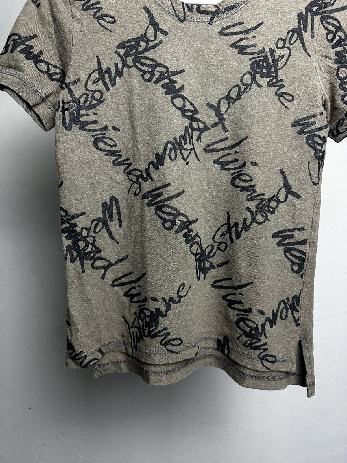 Vivienne Westwood Vivienne Westwood Red Label Sign Over Printed Tshirt Size US M / EU 48-50 / 2 - 9 Thumbnail