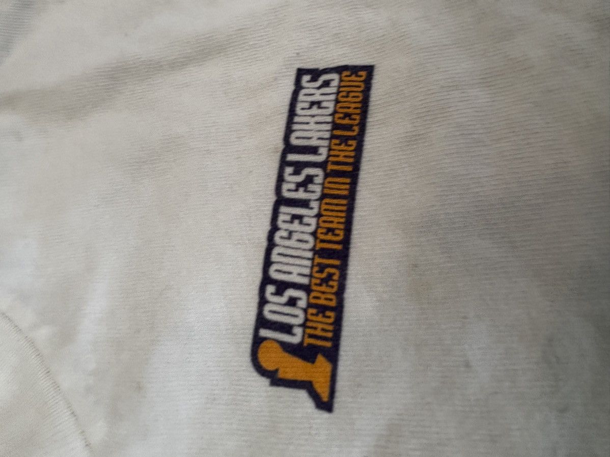 Nike Nike 2002 Kobe Bryant Lakers tee Size US L / EU 52-54 / 3 - 3 Thumbnail