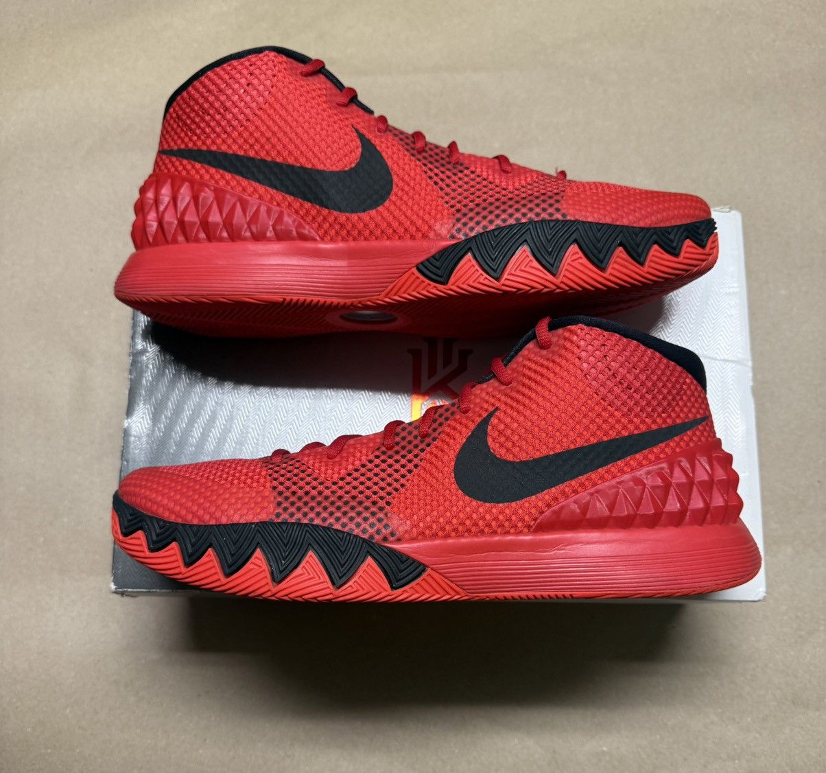 Nike Kyrie 1 Deceptive Red October Men’s size 14 Basketball!