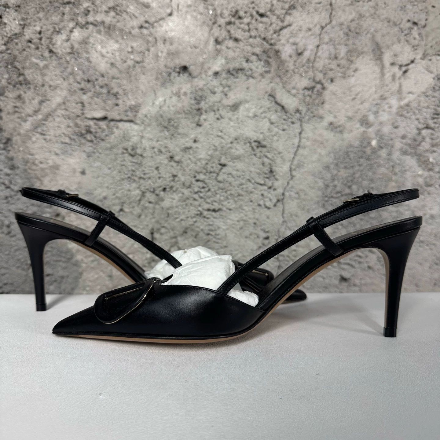 Valentino Valentino Vlogo Black High Heels 36 Size US 5.5 / IT 35.5 - 6 Thumbnail