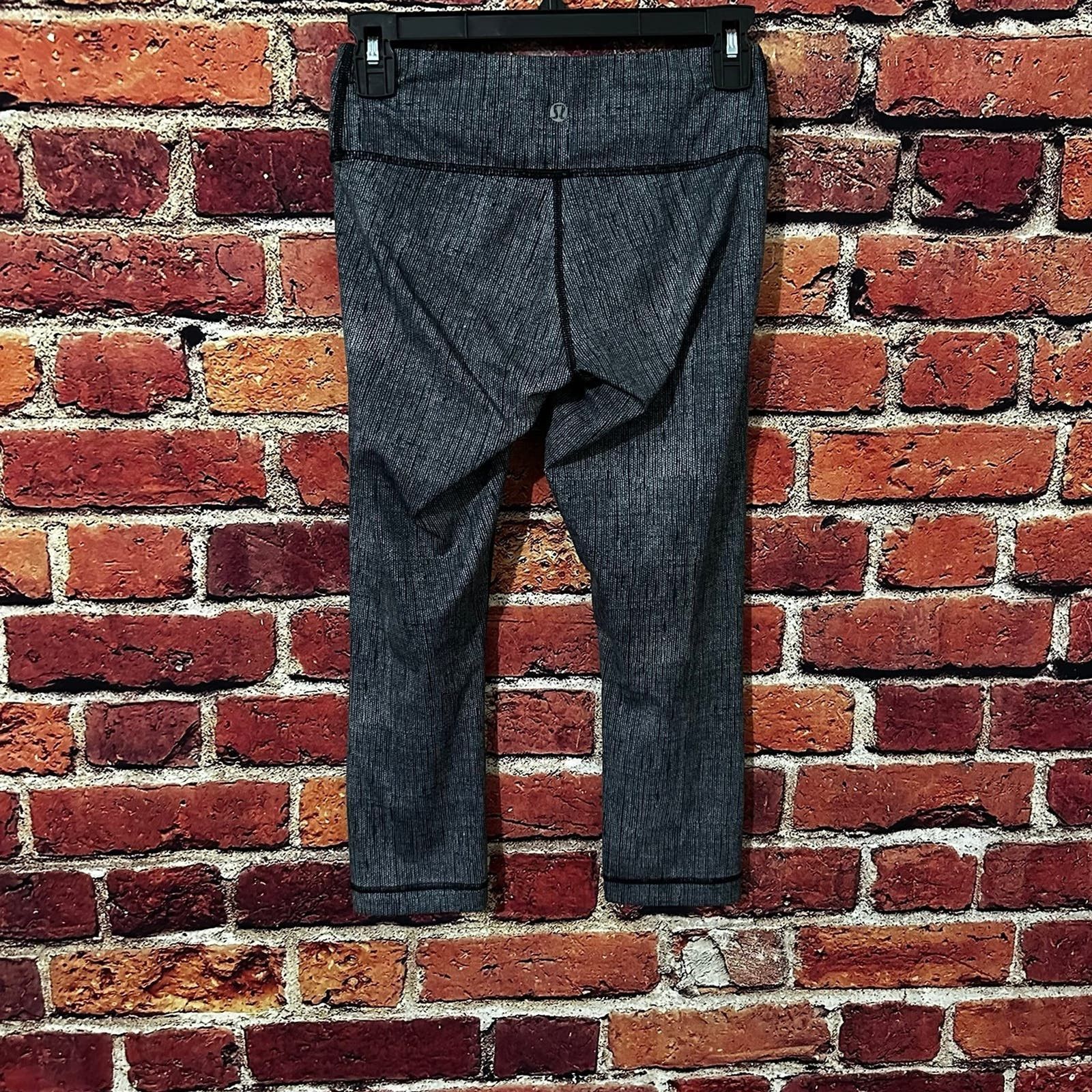 Lululemon lululemon leggings size 4 Size 27" / US 4 / IT 40 - 3 Thumbnail