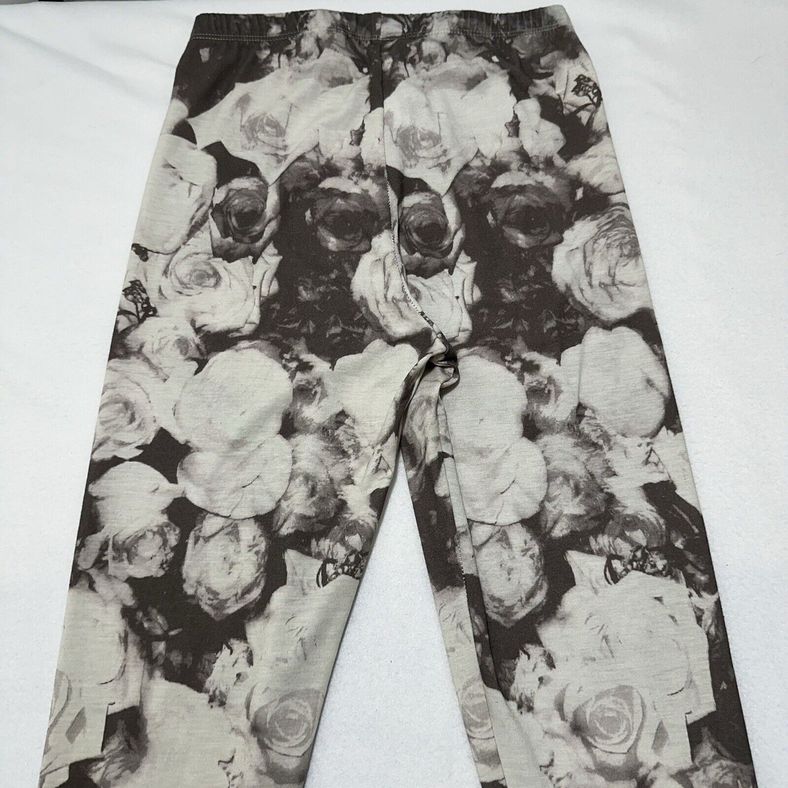 Bdg BDG Medium Gray Floral Stretch Leggings High Rise Pull On Size 32" / US 10 / IT 46 - 7 Thumbnail