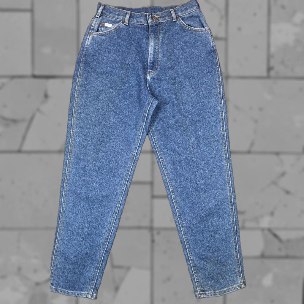 Lee VINTAGE Lee High Waisted Jeans Blue Denim 30x28 Womens Petite 14P Tapered Solid Denim Jeans USA Made 5-Pocket Size 36" / US 14 / IT 50 - 1 Thumbnail