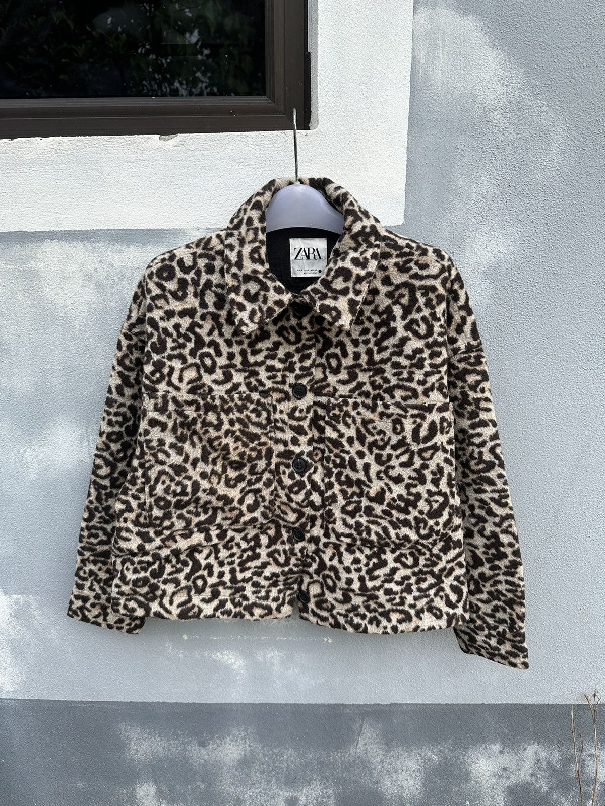 Zara Zara leopard cropped button jacket Size S / US 4 / IT 40 - 3 Thumbnail