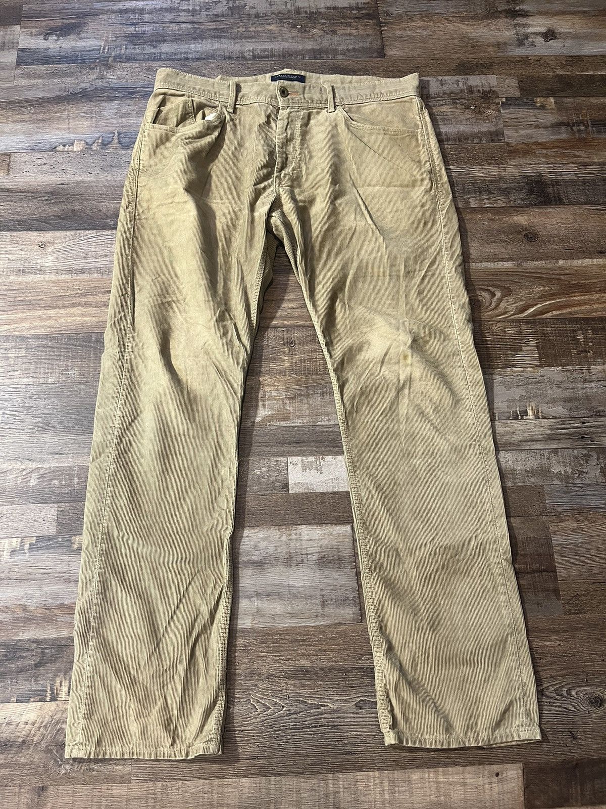 Banana Republic Banana republic corduroy pants Size US 34 / EU 50 - 1 Thumbnail