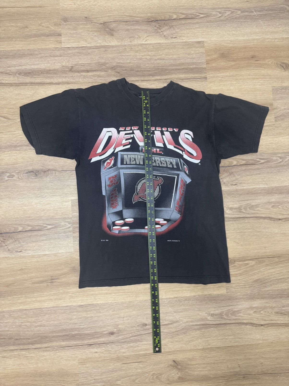 Other Rare Vintage 1994 Faded New Jersey Devils Magic Johnson tee Size US L / EU 52-54 / 3 - 3 Thumbnail