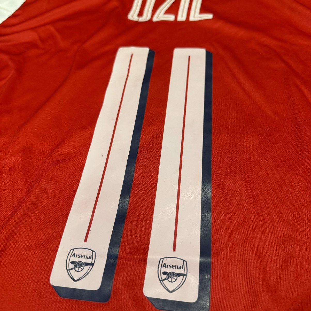 Puma Arsenal 16/17 home shirt #11 ozil (bnwt) Size US M / EU 48-50 / 2 - 5 Thumbnail