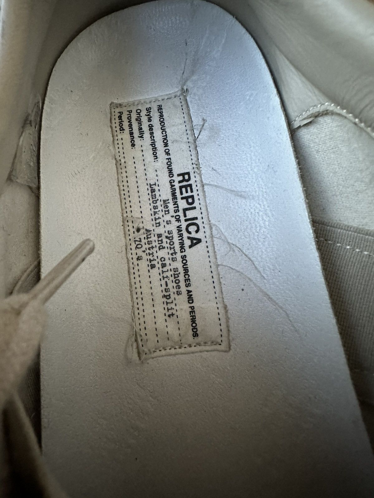 Maison Margiela Maison Margiela REPLICA GAT Gray/White Lowtop Sneaks Size US 8 / EU 41 - 20 Thumbnail