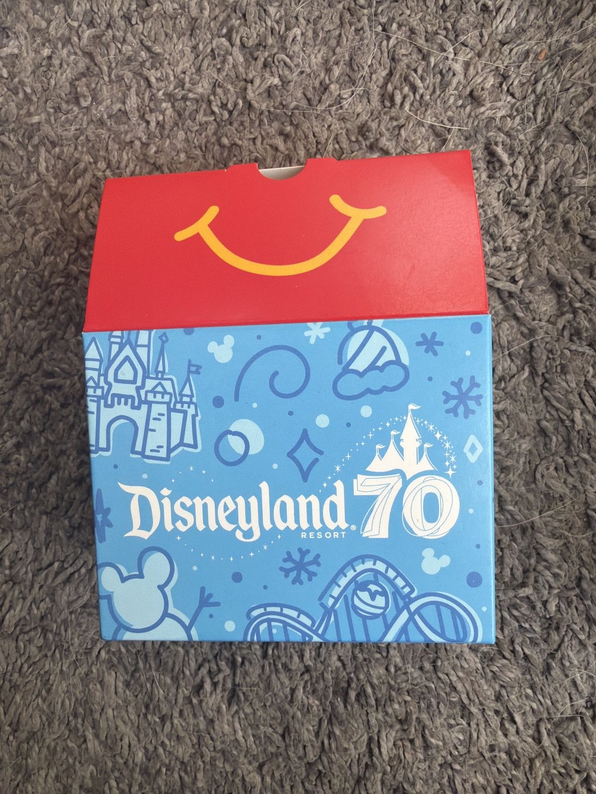 Disney 2025 McDonald’s Disneyland Resort Figures Size ONE SIZE - 6 Thumbnail