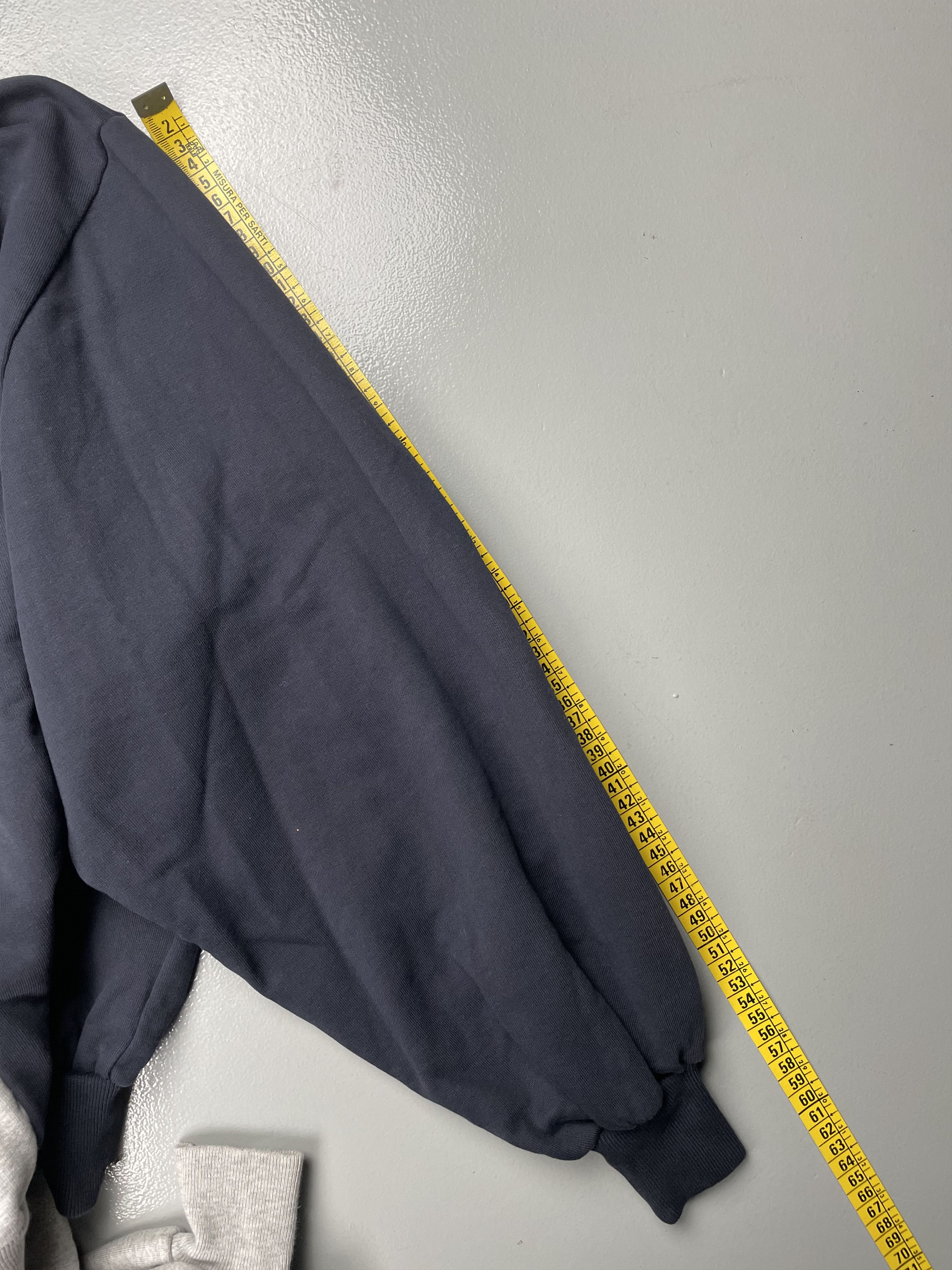 Gosha Rubchinskiy Gosha Rubchinskiy S/S 2018 split crewneck - size XS Size US XS / EU 42 / 0 - 16 Thumbnail