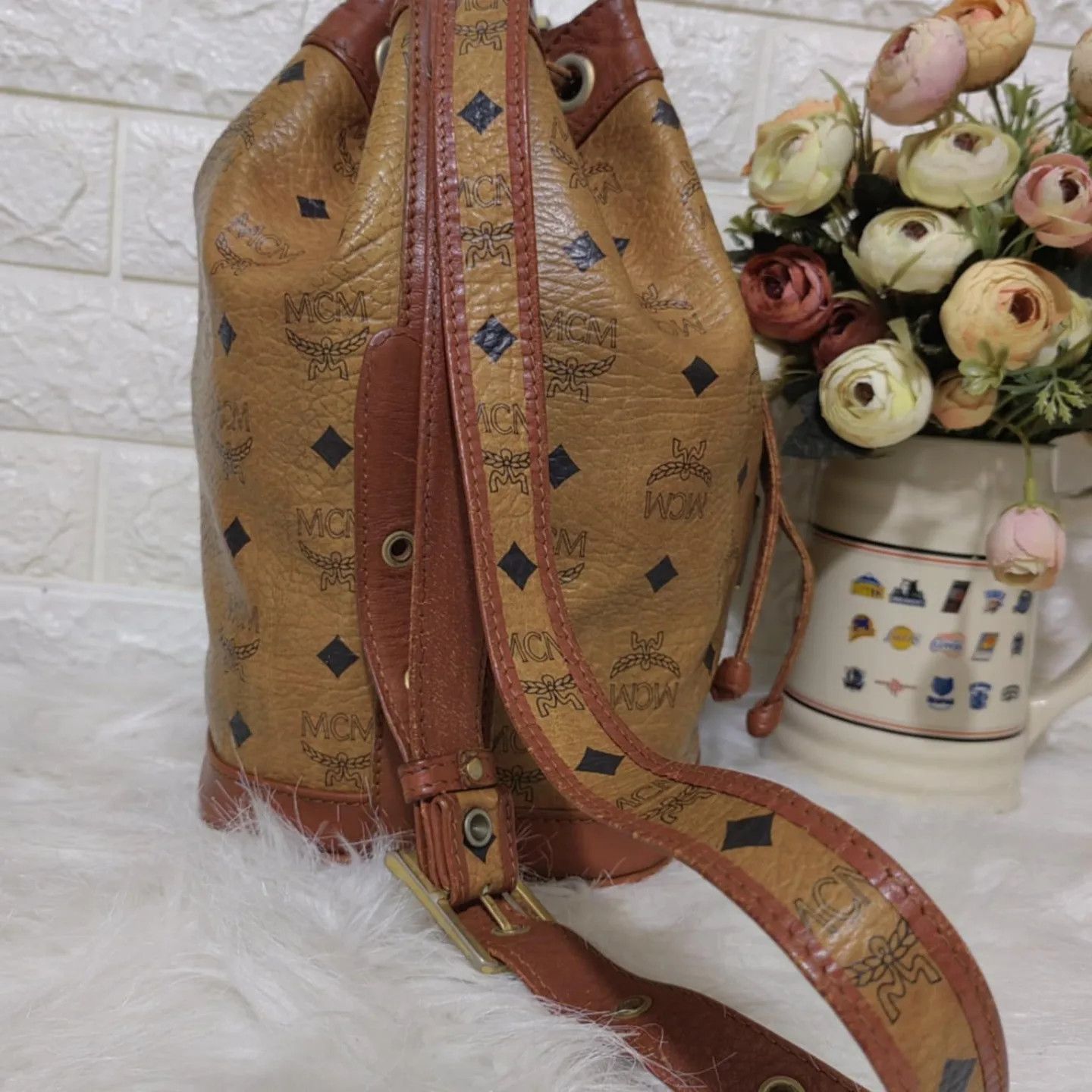 MCM MCM COGNAC VISETOS CROSSBODY BUCKET BAG MADE in GERMANY Size ONE SIZE - 4 Thumbnail