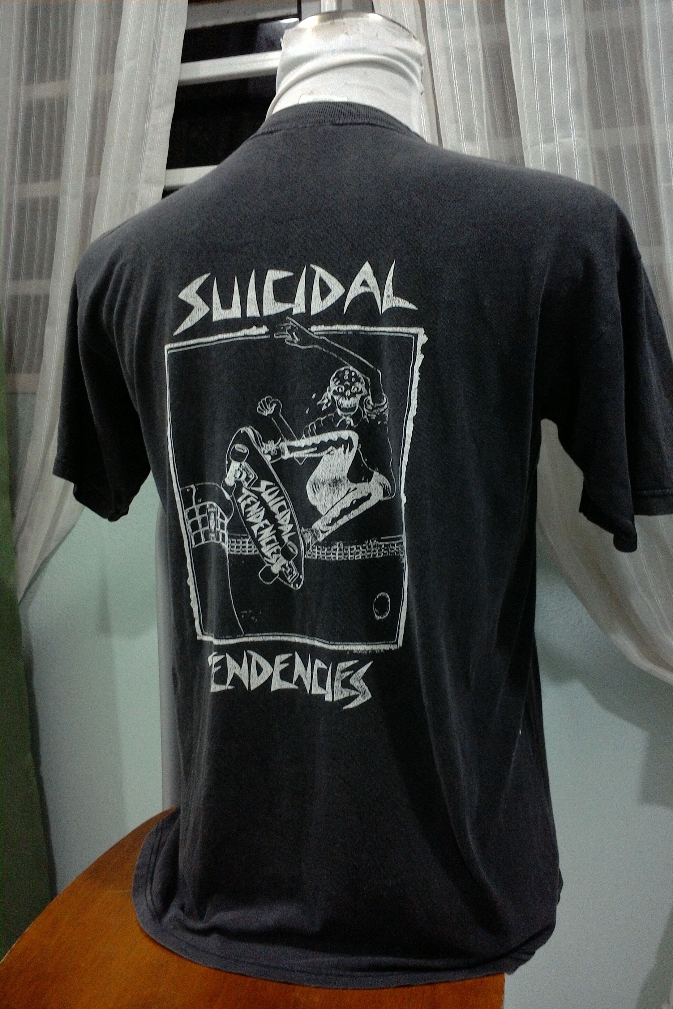 Vintage Vintage Suicidal shirt Size US M / EU 48-50 / 2 - 3 Thumbnail