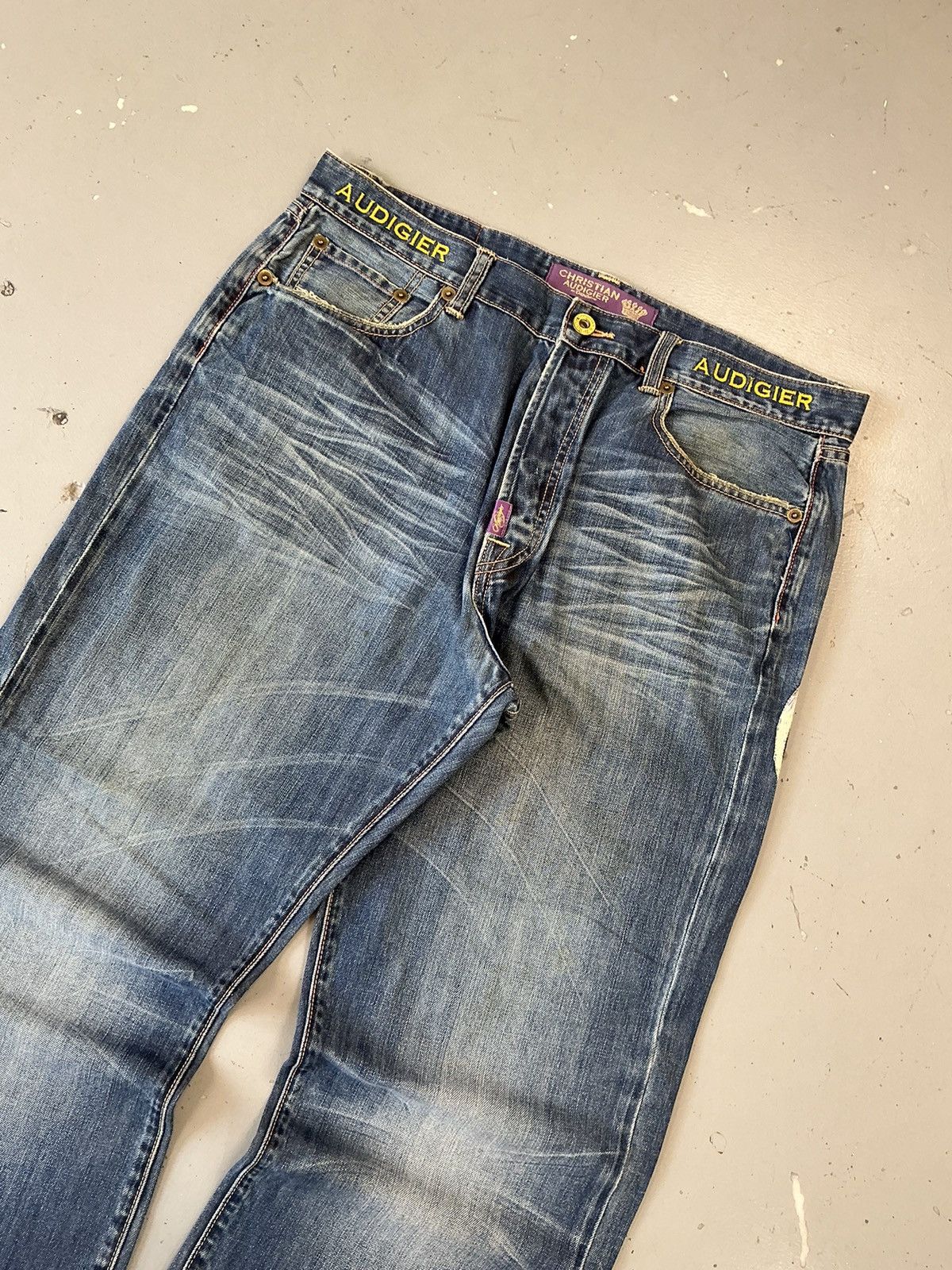 Christian Audigier × Ed Hardy × Vintage Vintage Christian Audigier goddess embroidered denim Size US 38 / EU 54 - 5 Thumbnail