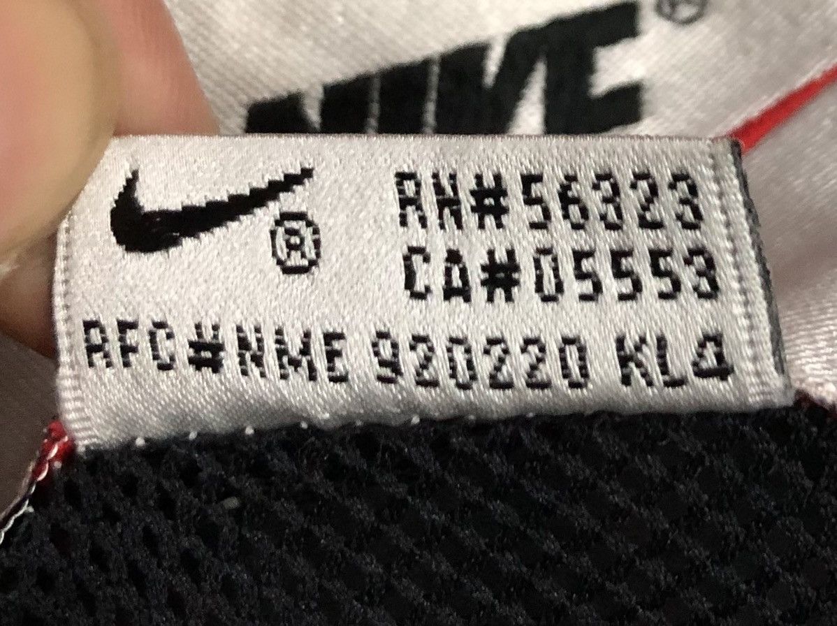 Nike Vintage Nike Windbreaker Jacket Size US M / EU 48-50 / 2 - 14 Thumbnail