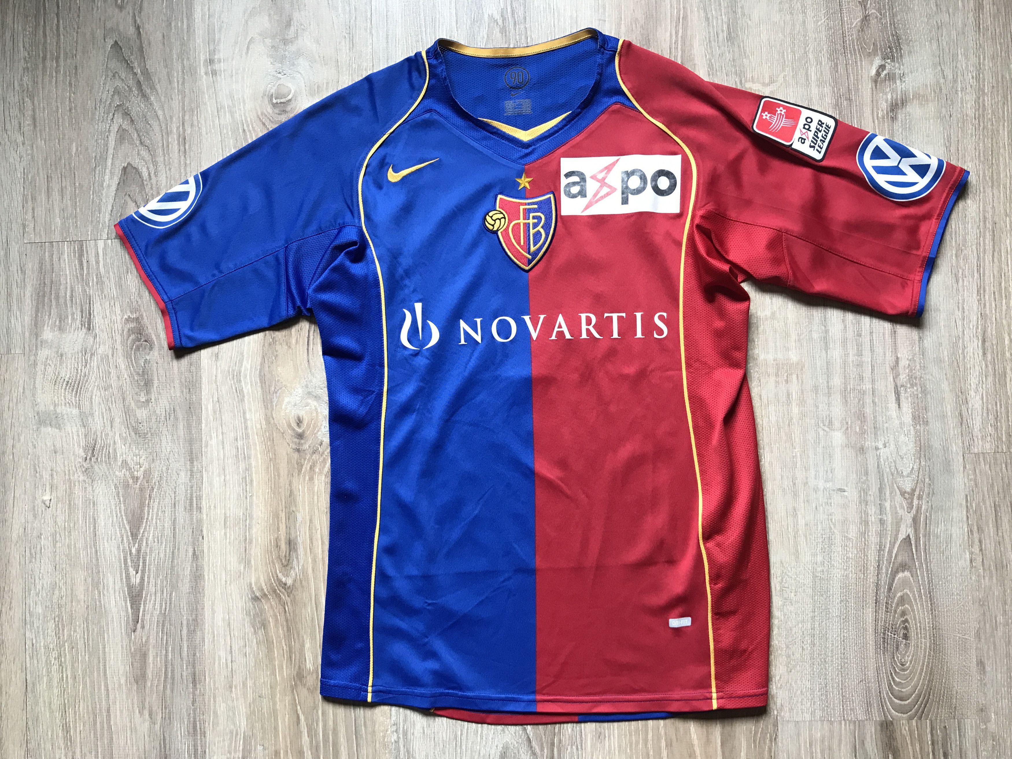 Nike × Vintage Vintage Nike Basel Home Shirt #9 Carignano 2004-2005 Size US S / EU 44-46 / 1 - 1 Thumbnail