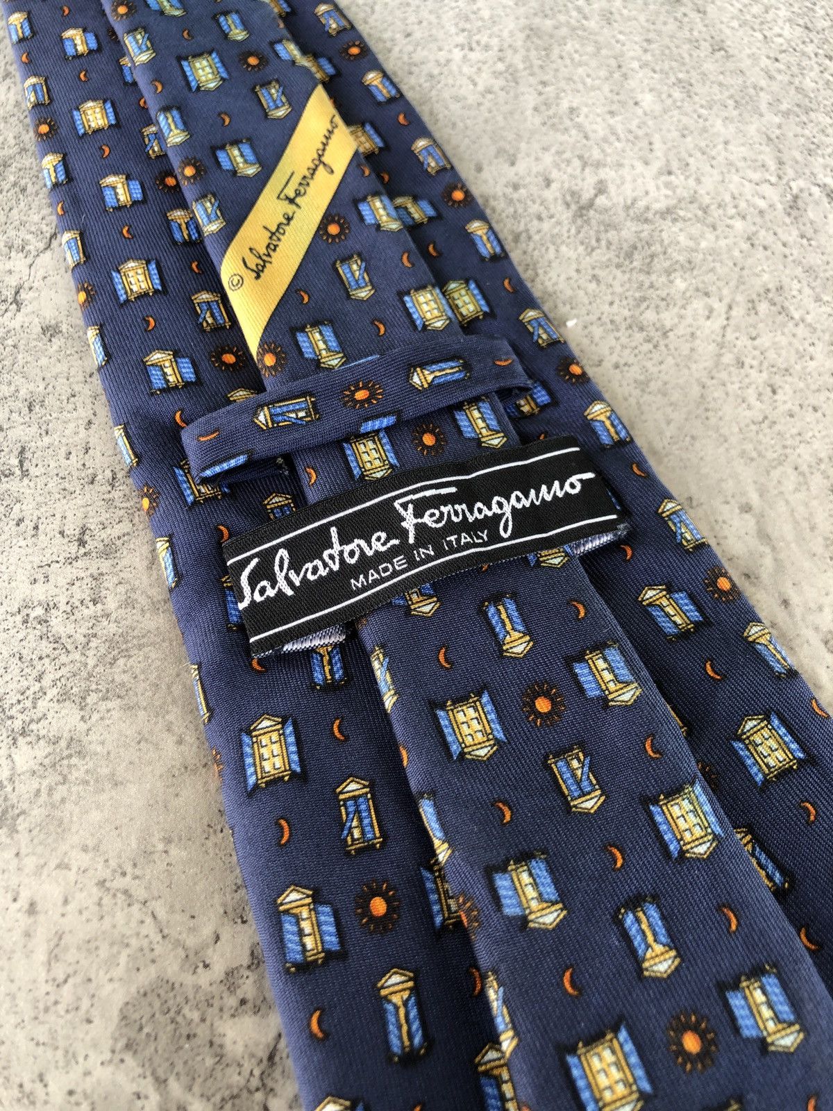 Salvatore Ferragamo Vintage Salvatore Oregano 100% silk Tie Size ONE SIZE - 6 Thumbnail