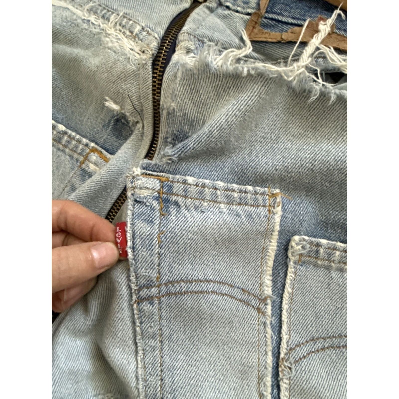 Levi's VINTAGE Levi's 501 Jeans Zip 32/33 Men Regular Blue Straight 32 33 C22 Size US 32 / EU 48 - 6 Thumbnail