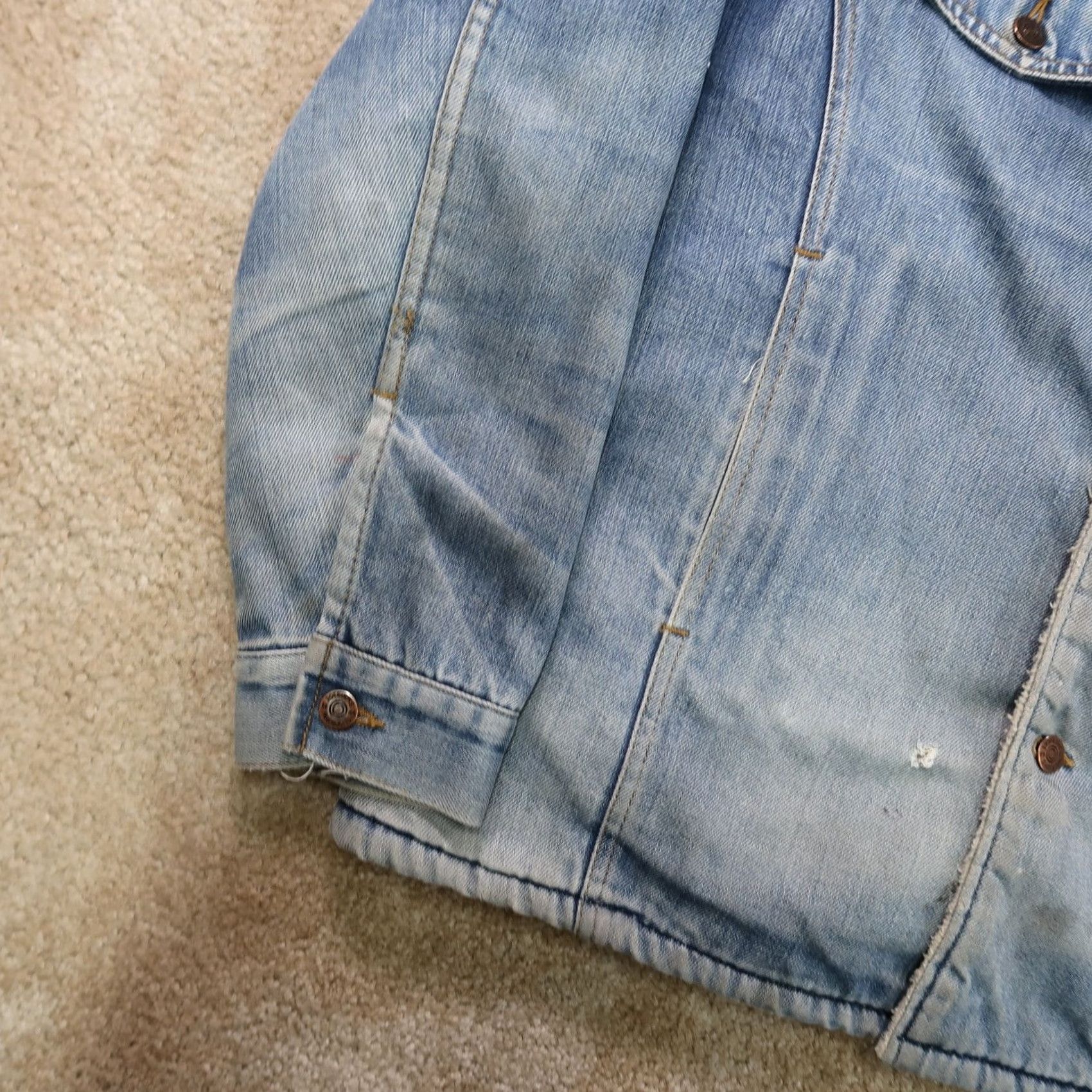 Sears VINTAGE Sears Roebucks Sherpa lined Trucker Coat Mens Large Distressed denim Jacket/Coat Denim Trucker Jacket Men Large Blue 90s/Classic Size US L / EU 52-54 / 3 - 5 Thumbnail