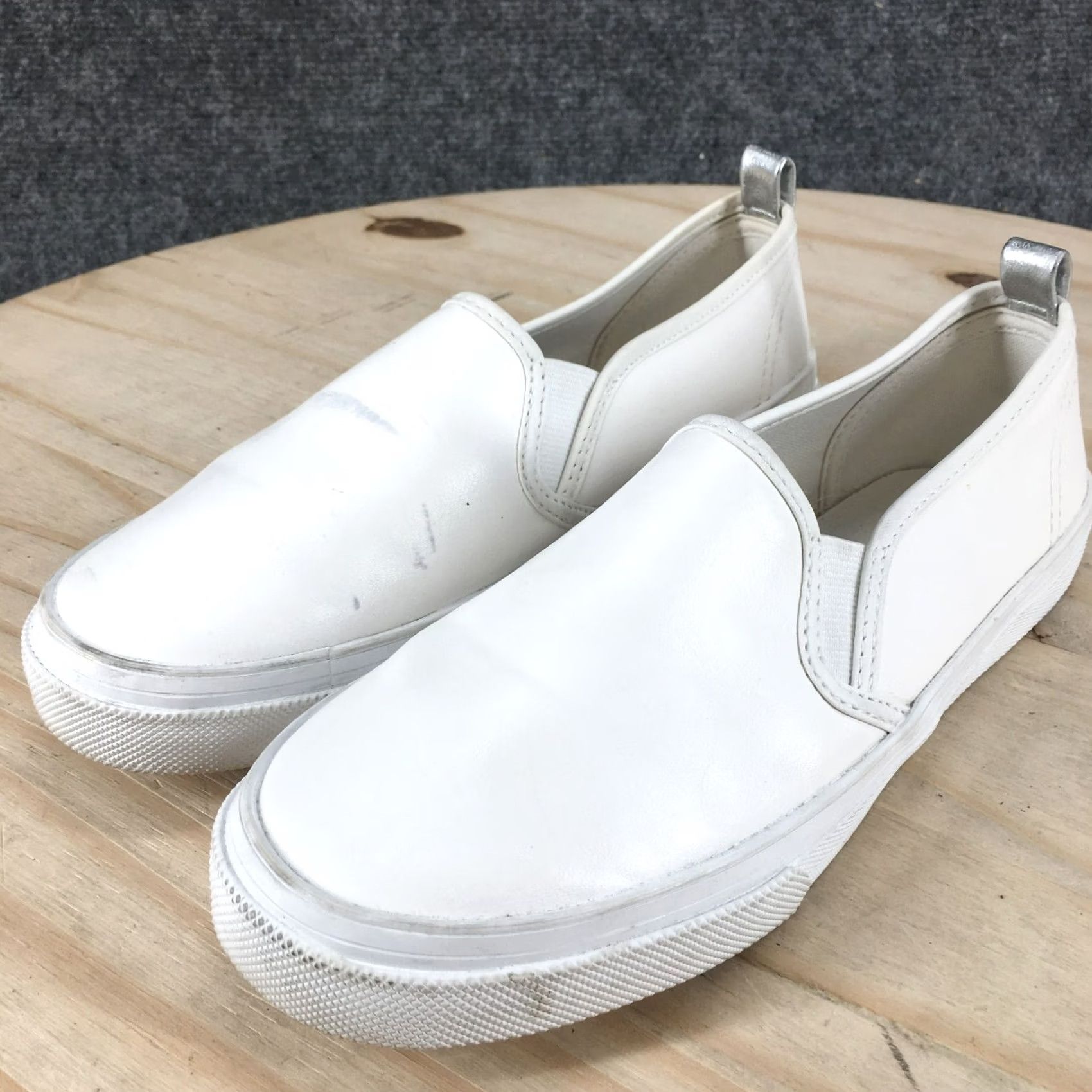 H&M H&M Divided White Leather Low Top Round Toe Slip On Sneakers Womens 36 Size M / US 6-8 / IT 42-44 - 3 Thumbnail