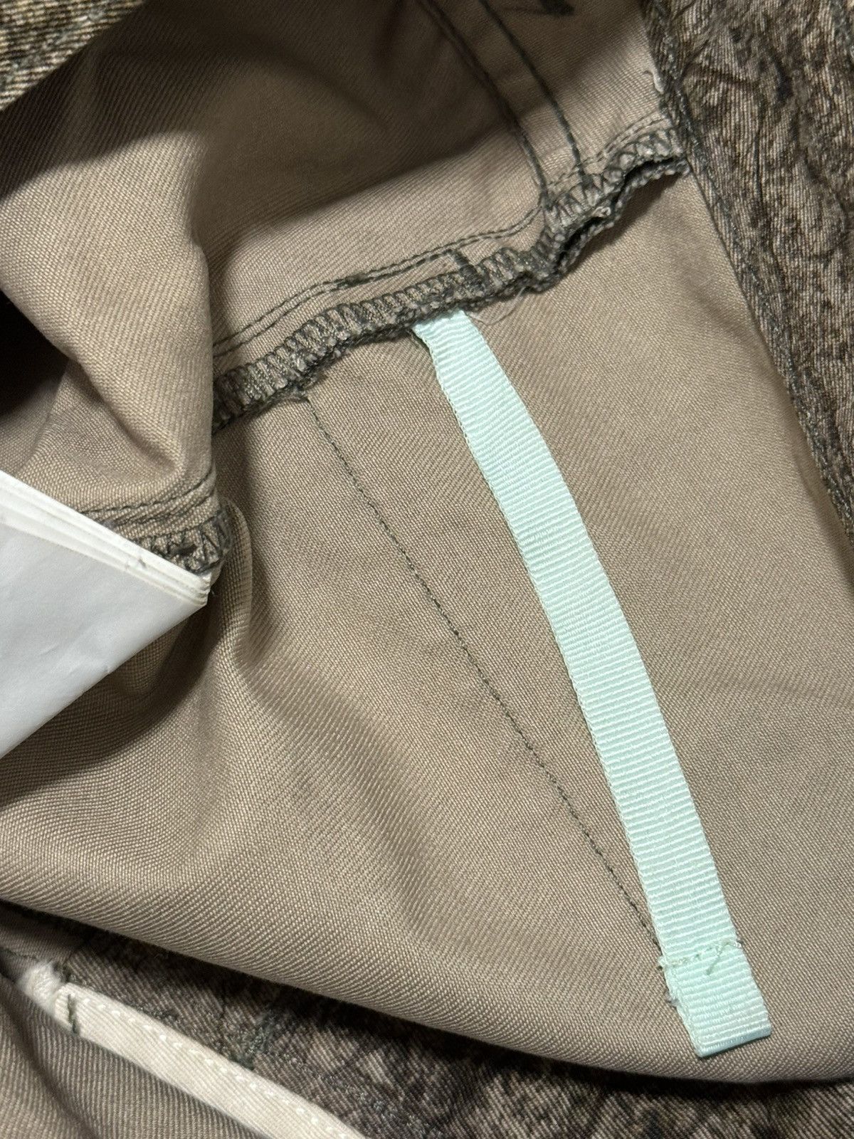 Off-White OFF-WHITE CAMO PANTS WITH DRAW STRING Size US 31 - 7 Thumbnail