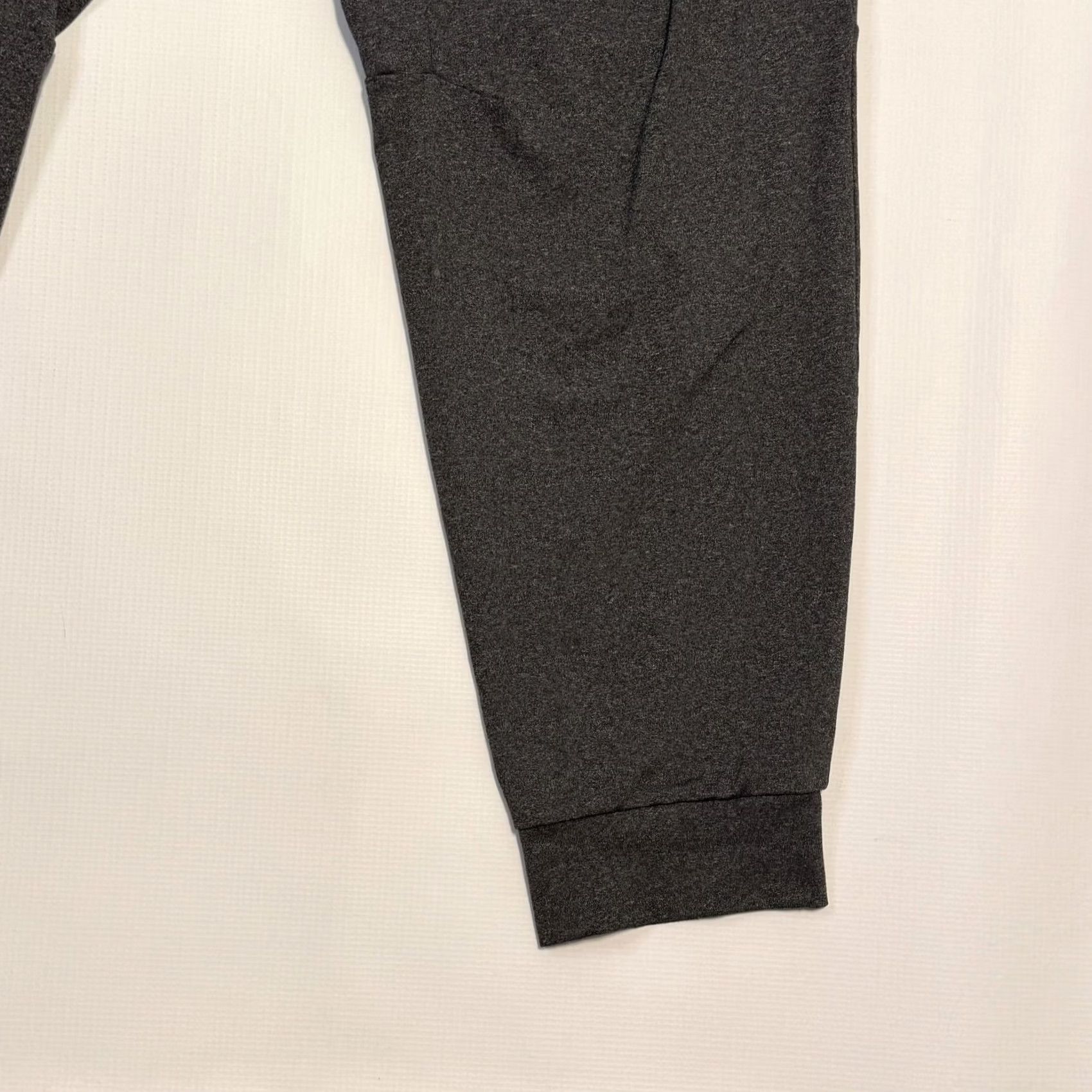 Lululemon Lululemon Intent Jogger Pants Mens 2XL Gray Knit Elastic Waist Pockets Athletic Jogger Activewear Casual Travel Mens Size US 39 - 3 Thumbnail