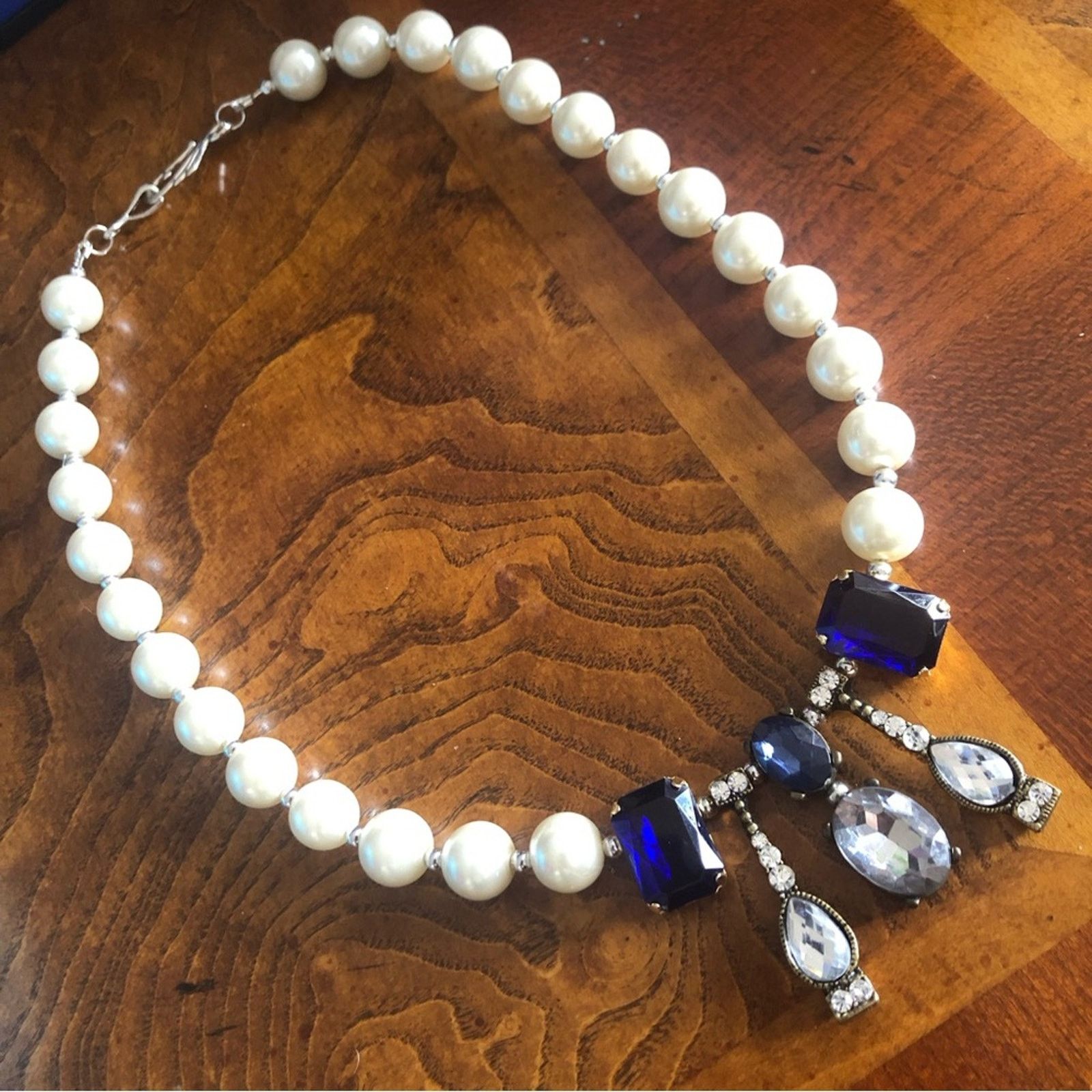 Handmade Handcrafted classy elegant white glass Pearl necklace Size ONE SIZE - 7 Thumbnail