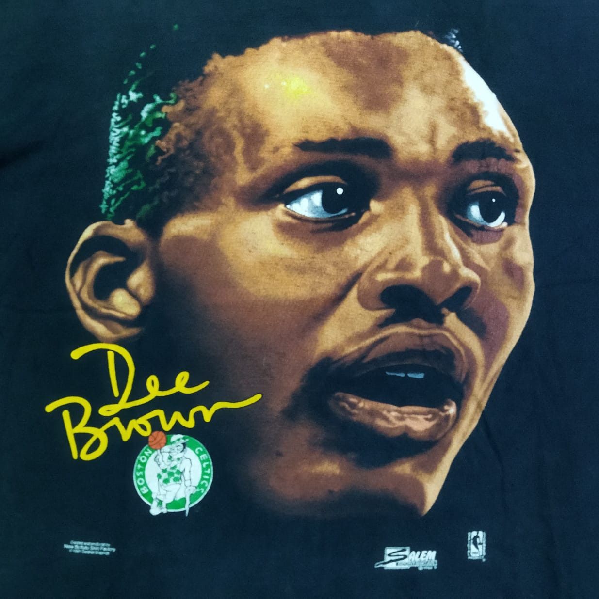 NBA 1991 Dee Brown Boston Celtics Big Face Single Stitch Tee Size US L / EU 52-54 / 3 - 2 Thumbnail